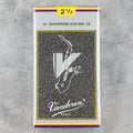 Vandoren V12 Alto Sax Reeds, 2.5 (10-pack)