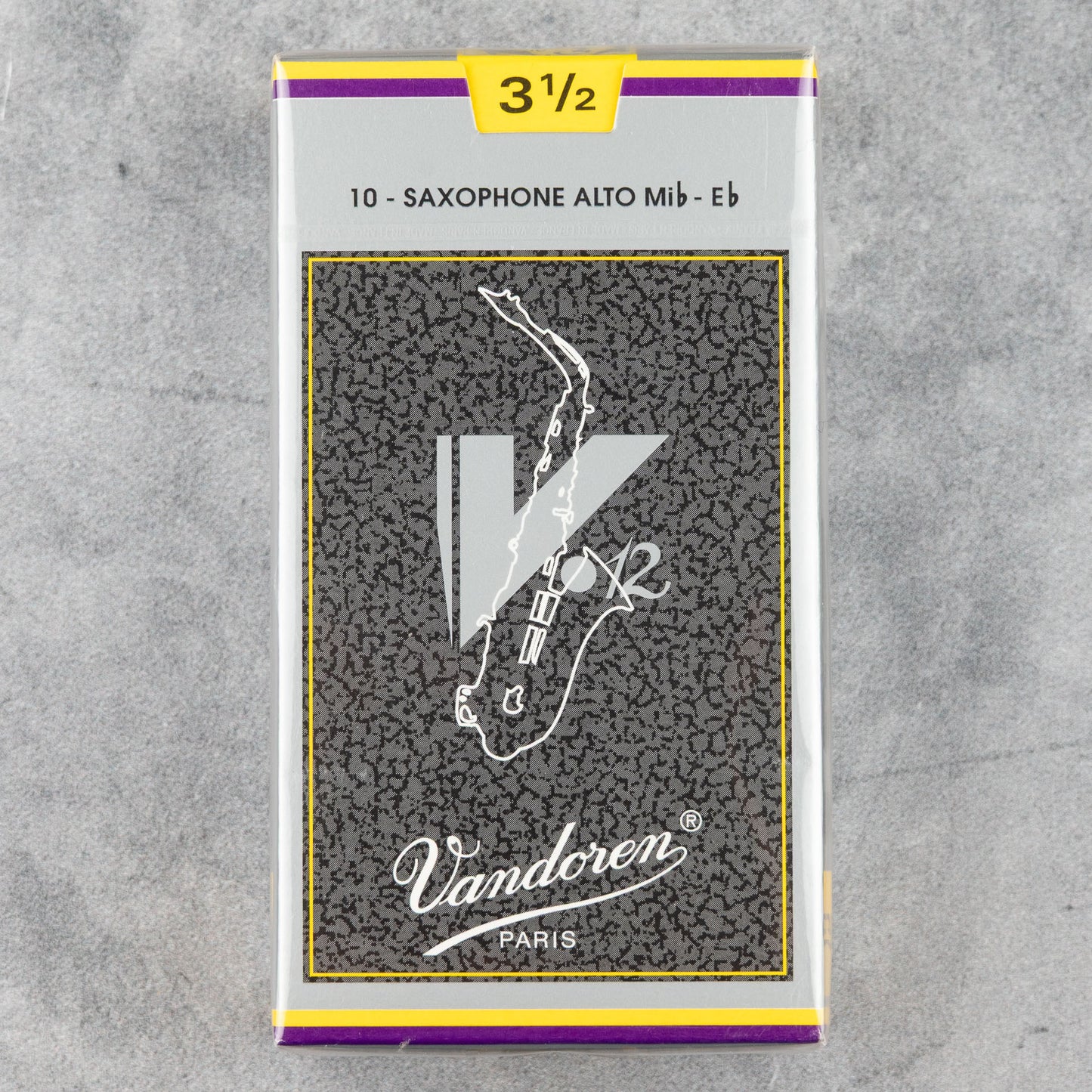 Vandoren V12 Alto Sax Reeds, Strength 3.5 (Box of 10)