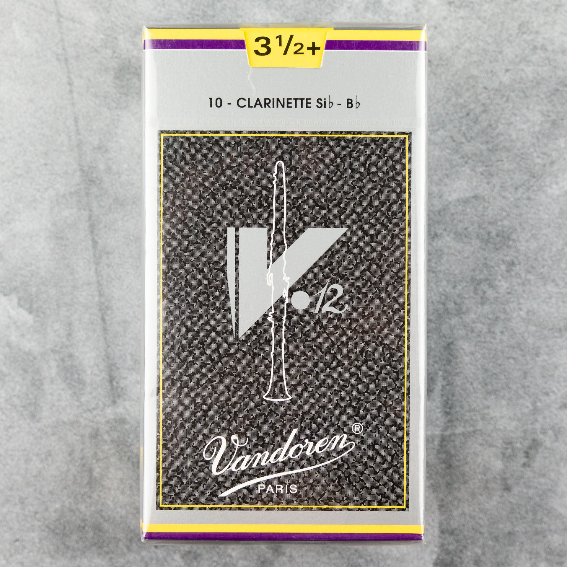 Vandoren V12 Bb Clarinet Reeds, Strength 3.5+ (Box of 10)