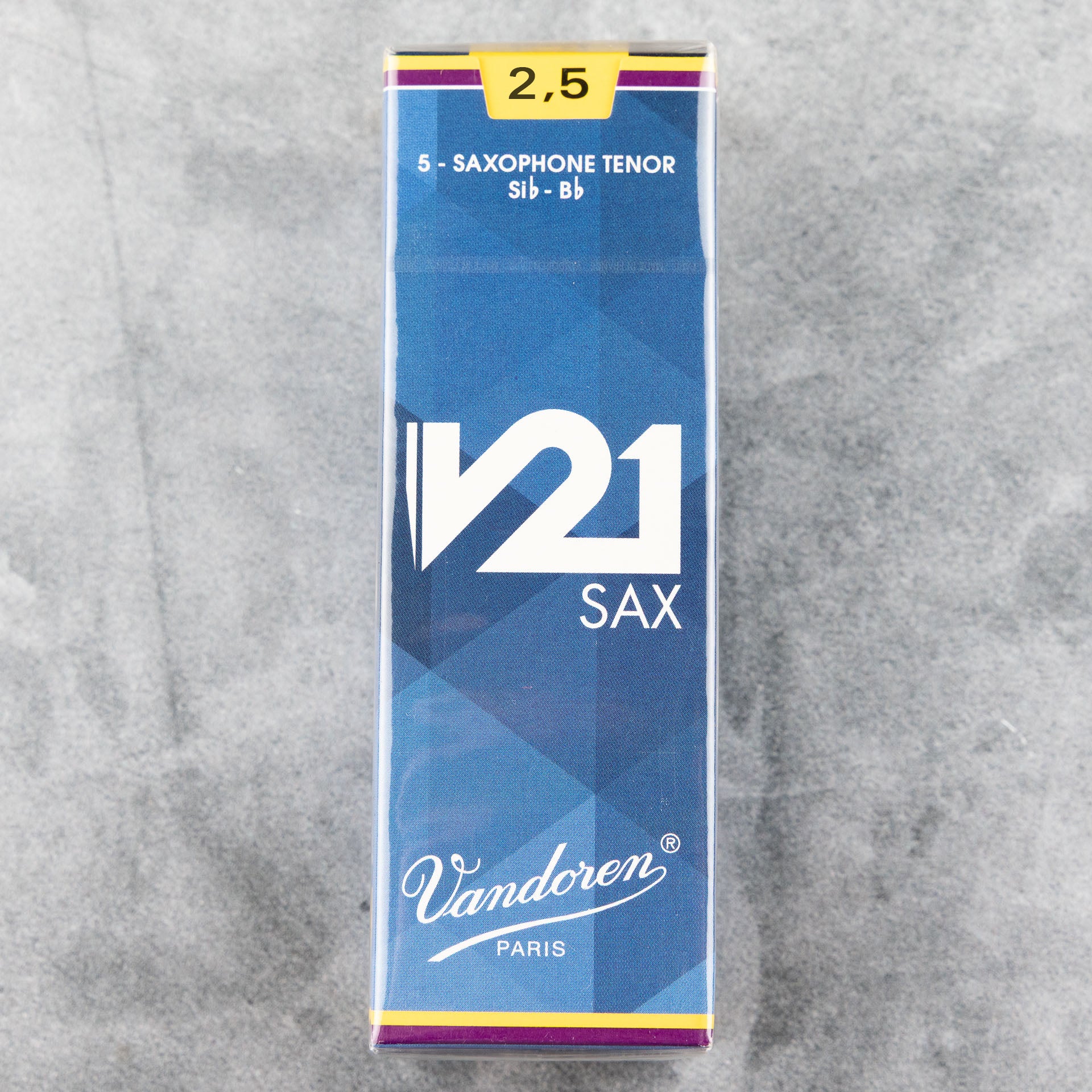 Vandoren V21 Tenor Sax Reeds, 2.5 (5-pack)