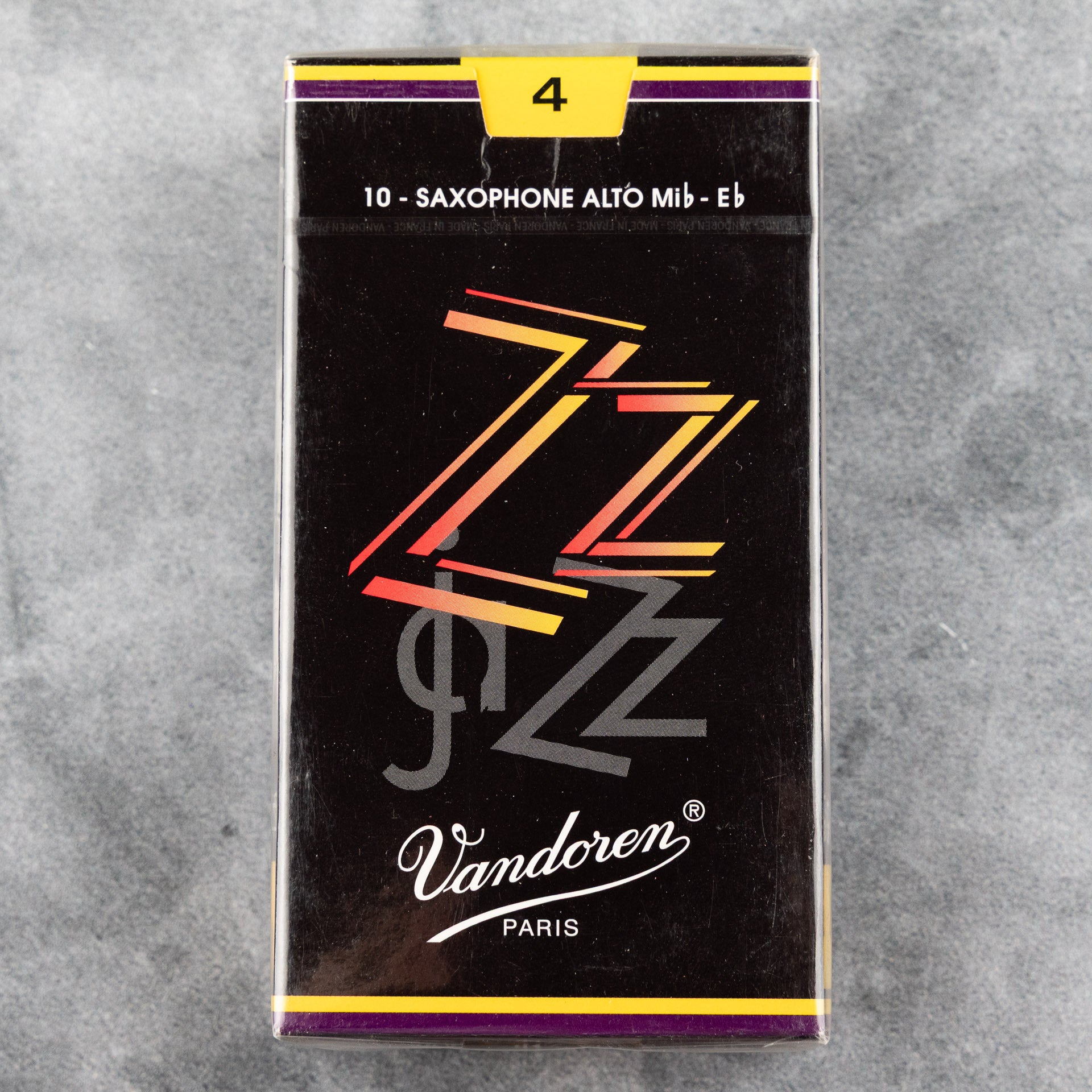 Vandoren ZZ Alto Sax Reeds, Strength 4 (Box of 10)