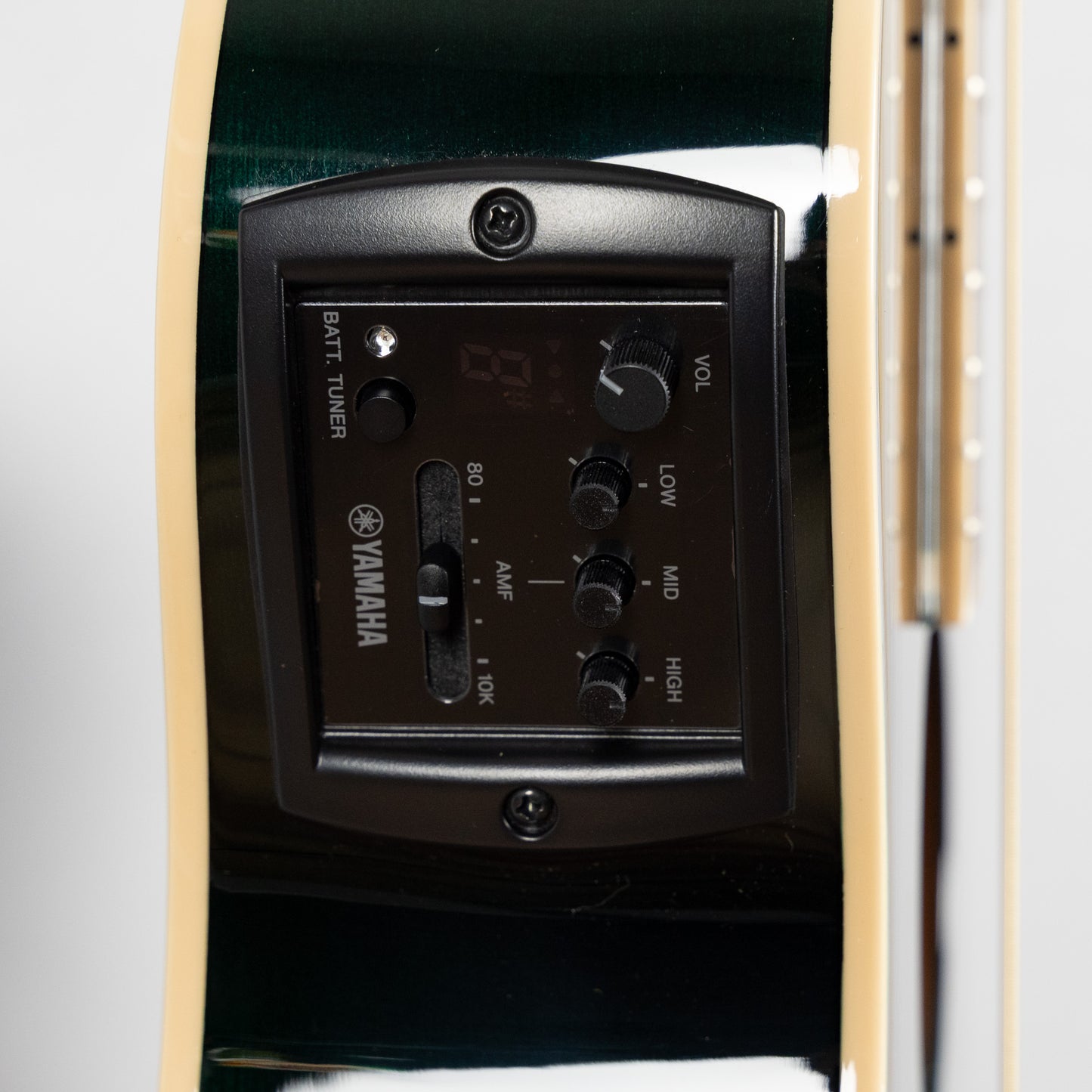 Yamaha APX600 Thinline Cutaway Acoustic Guitar in Oriental Blue Burst