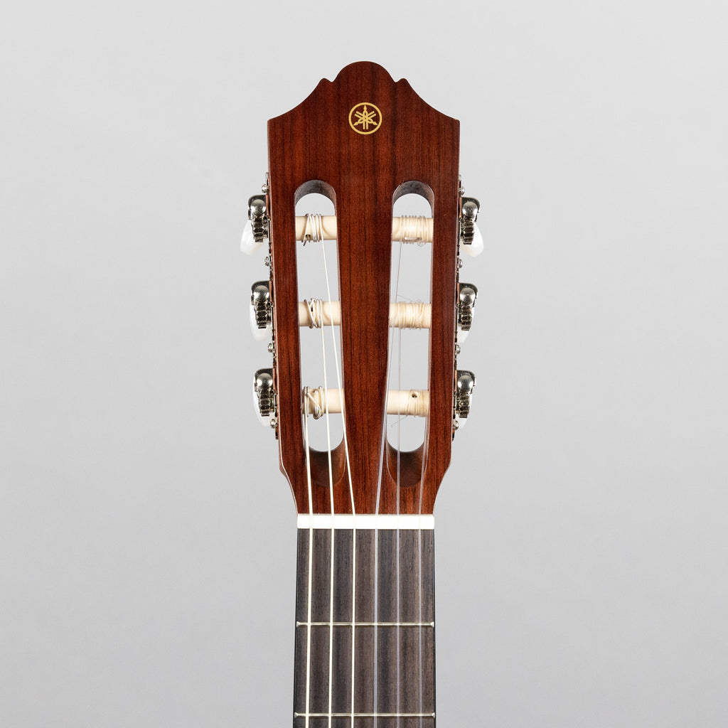 Yamaha CG122MCH Classical Guitar, Cedar Top