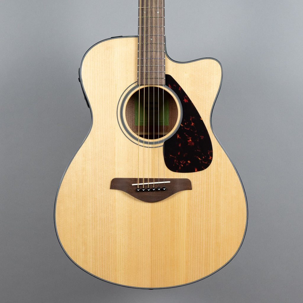 Yamaha FSX800C Acoustic Guitar in Natural