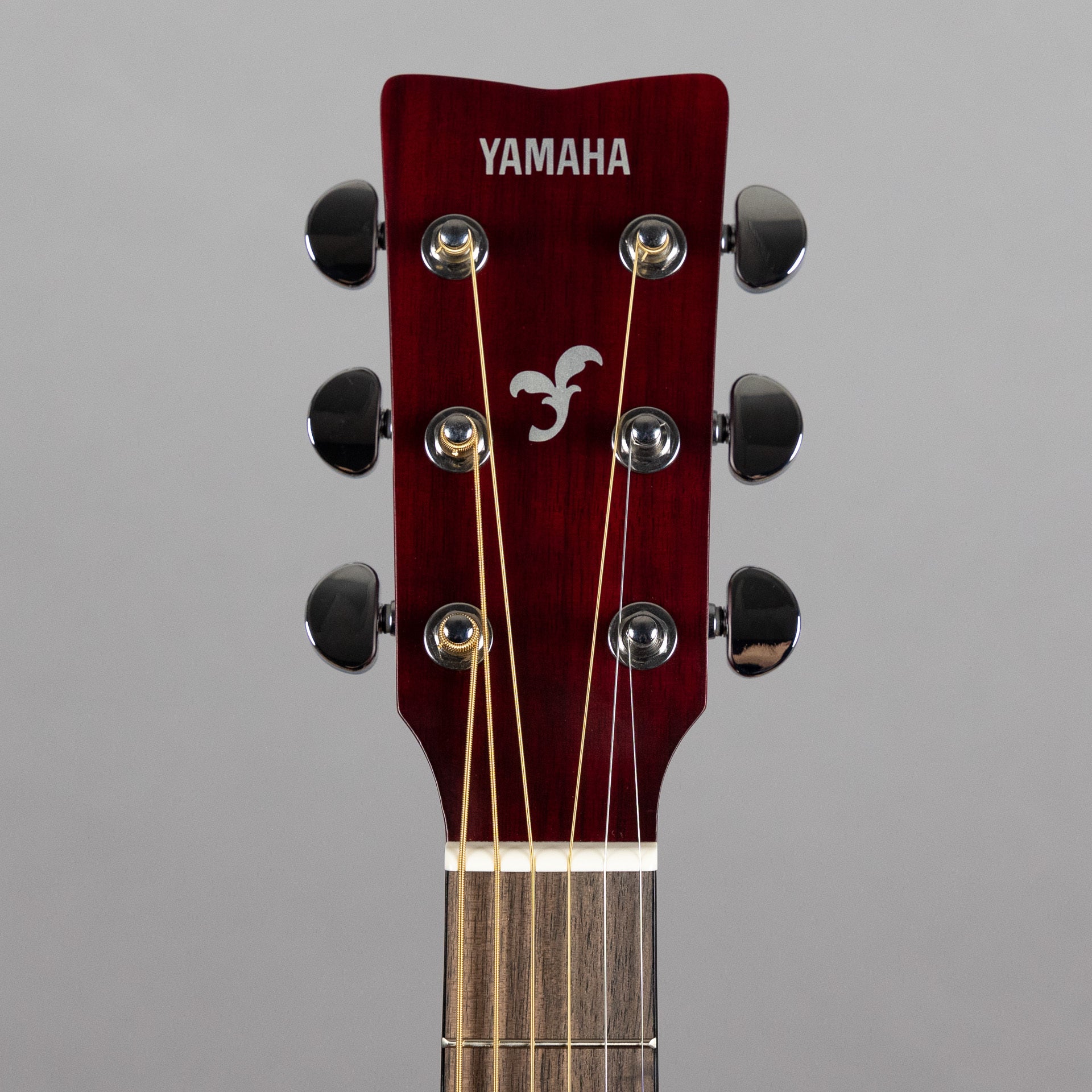 Yamaha FSX800C Acoustic Guitar in Ruby Red – Carlton Music Center