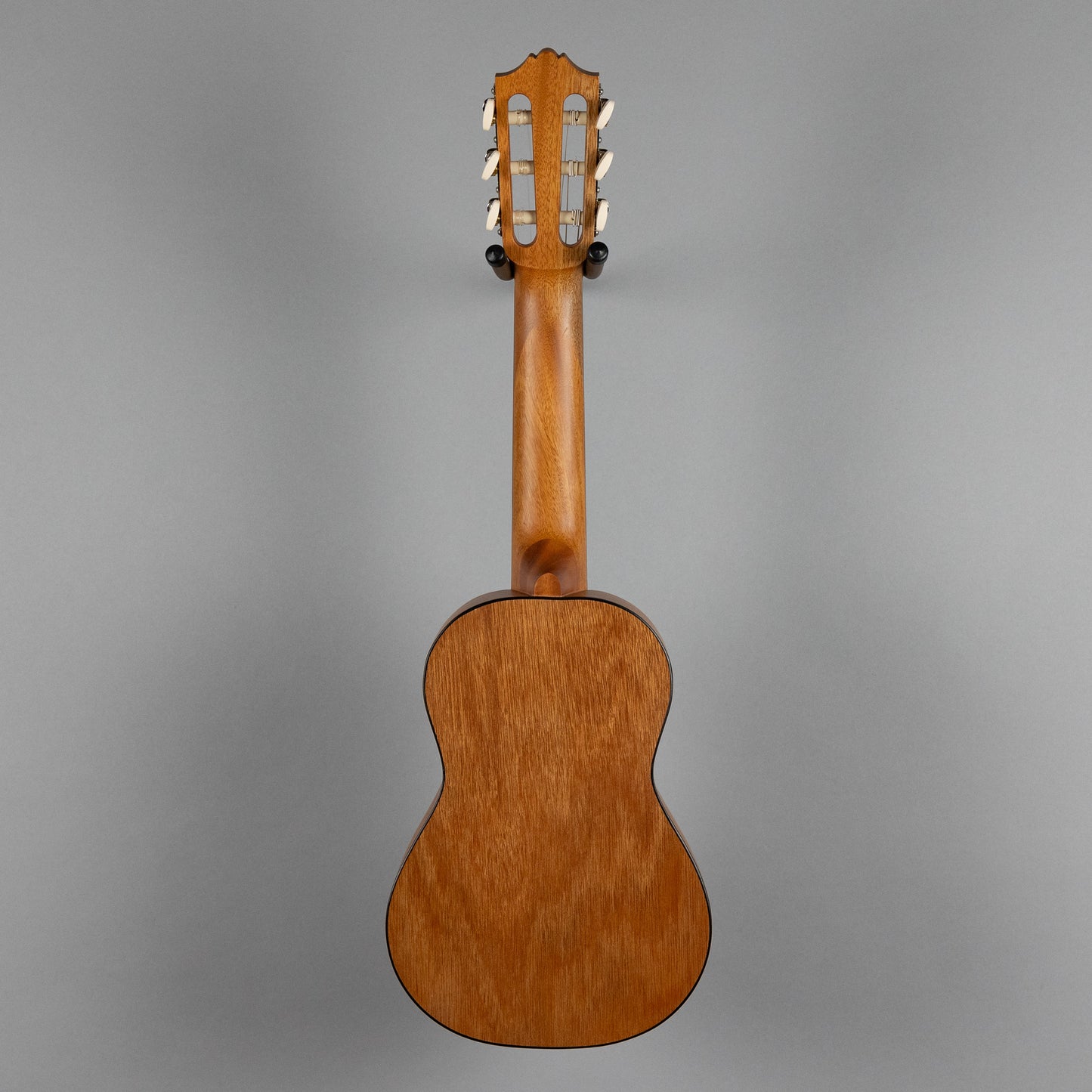 Yamaha GL1TBS Guitalele, Tobacco Sunburst Finish