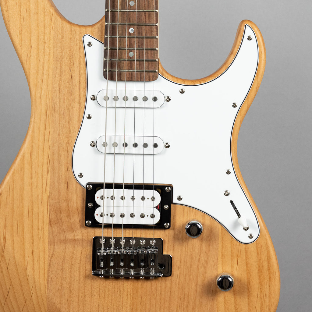 Yamaha PAC112V Pacifica in Yellow Natural Satin