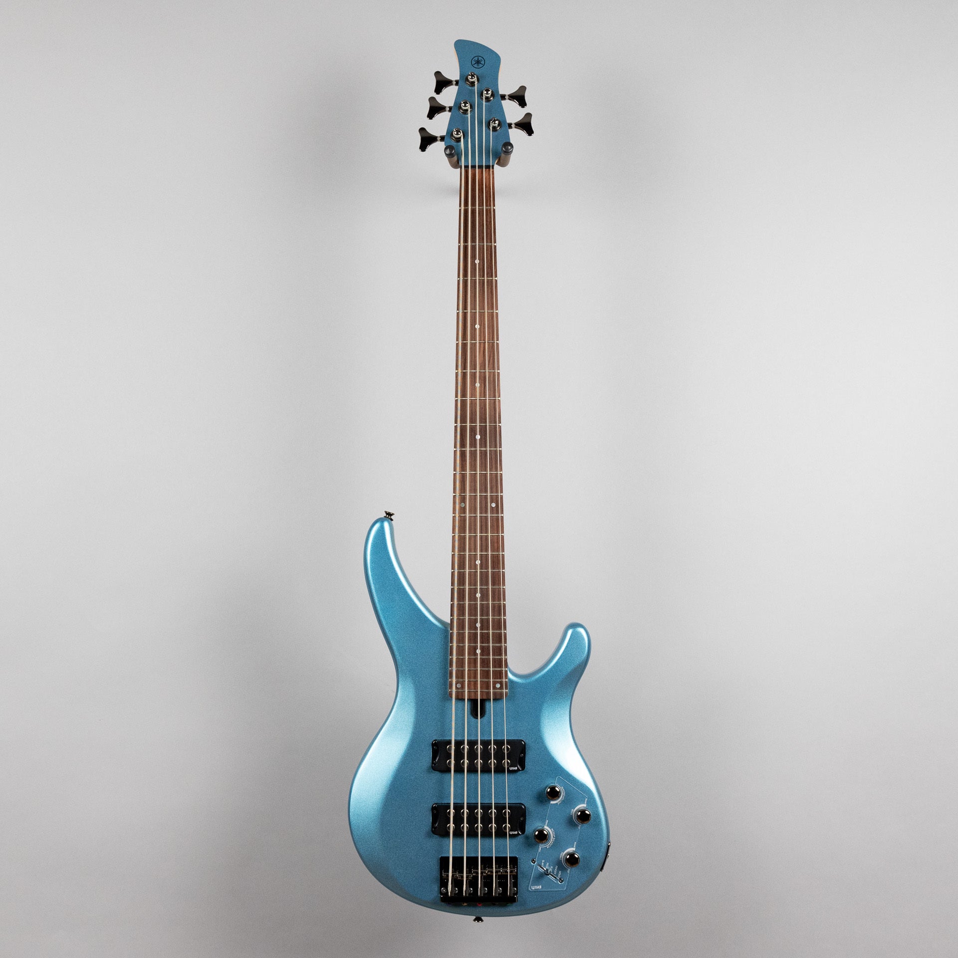 Yamaha TRBX305 5-String Bass in Factory Blue – Carlton Music Center