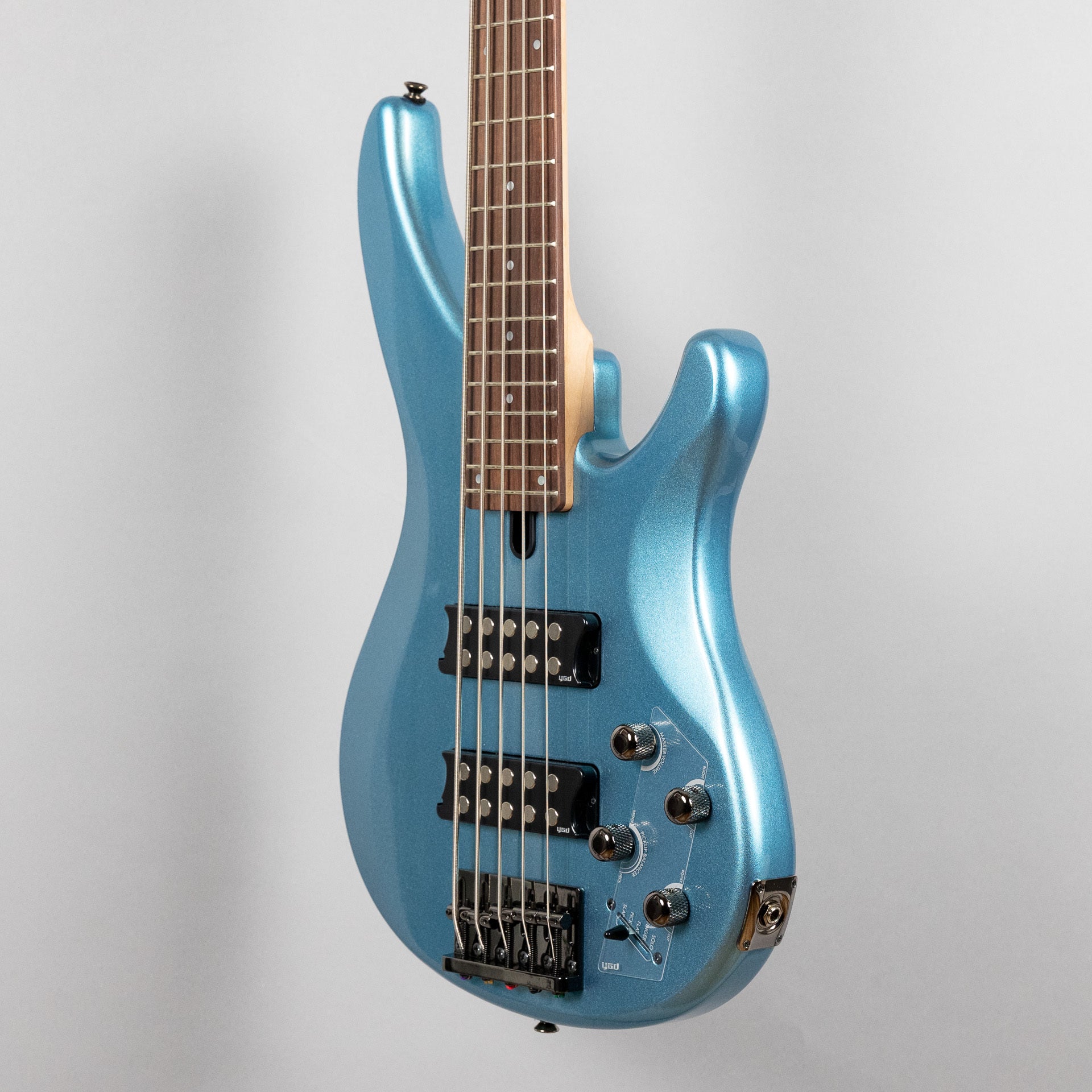 Yamaha TRBX305 5-String Bass in Factory Blue – Carlton Music Center