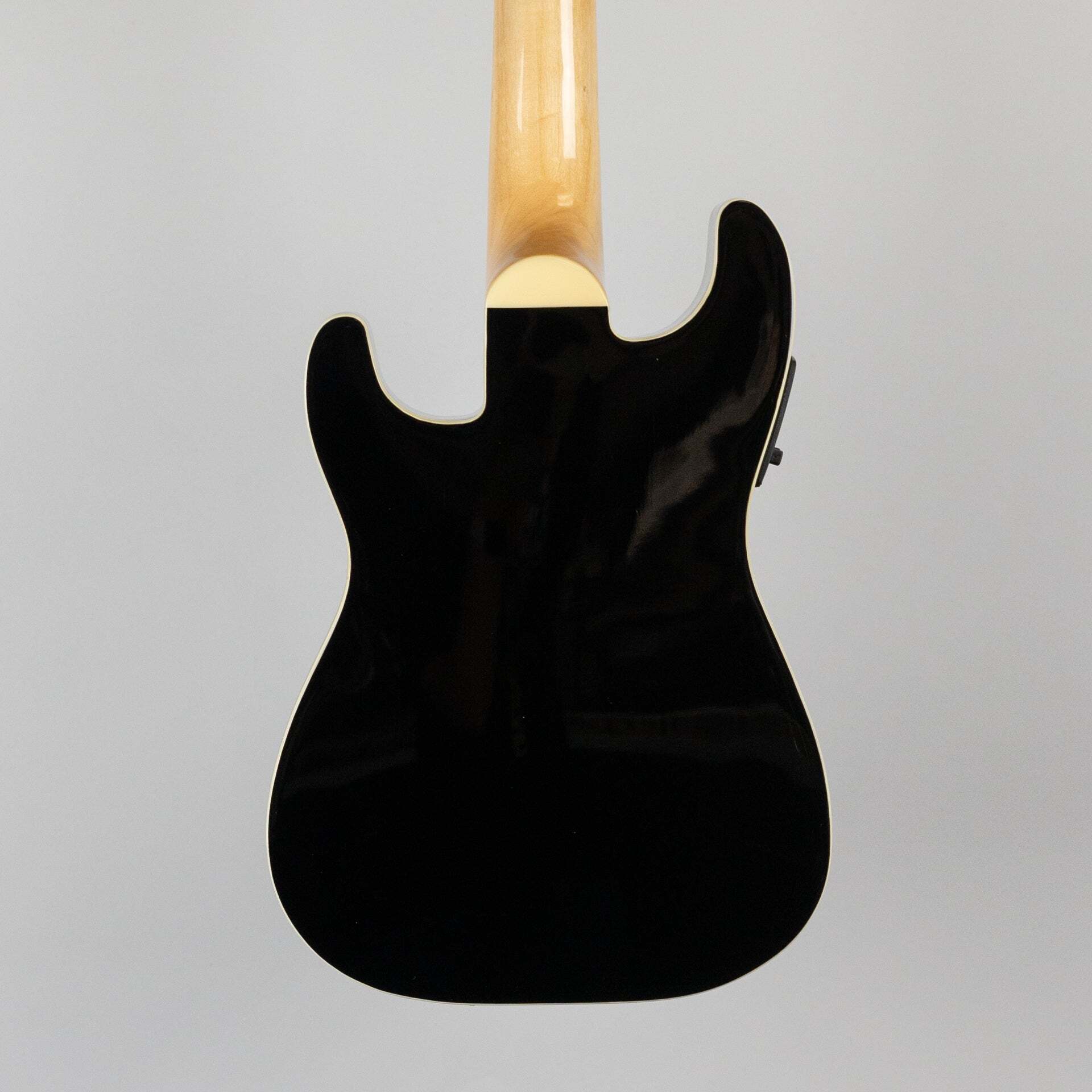 Fender Fullerton Strat Ukulele in Black