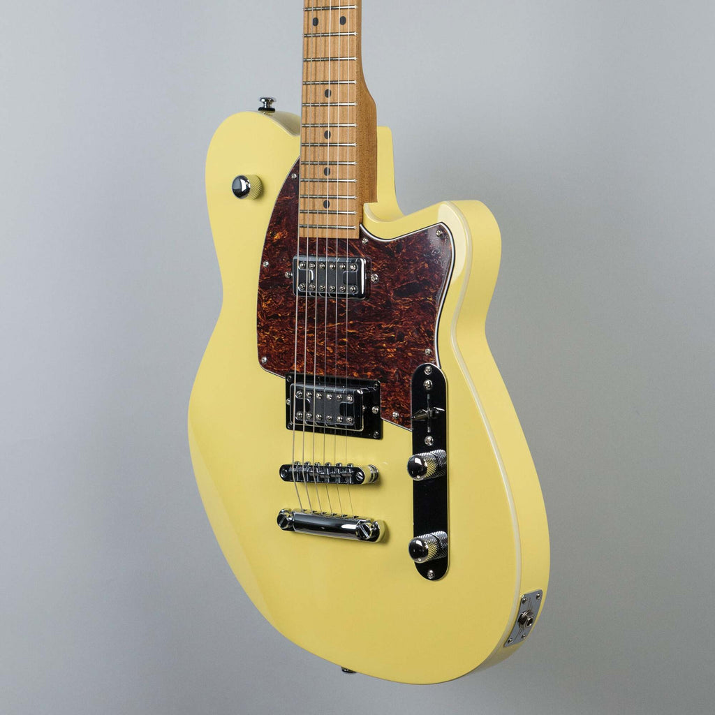 Reverend Flatroc in Powder Yellow