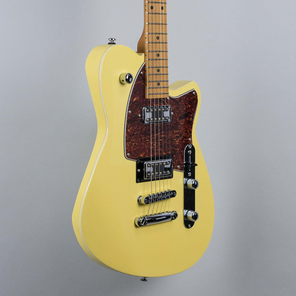 Reverend Flatroc in Powder Yellow