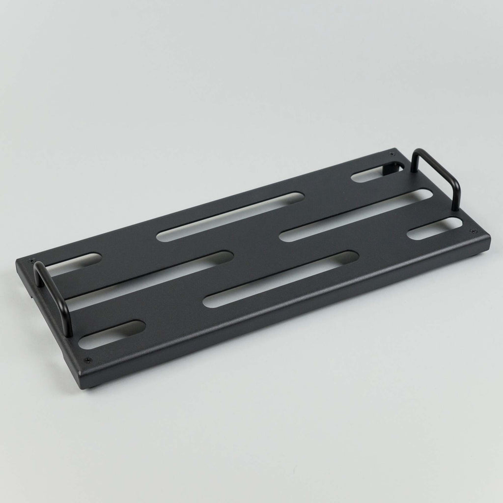 Creation Music Company Aero Series 17x7 Pedalboard Matte Black with Soft Case