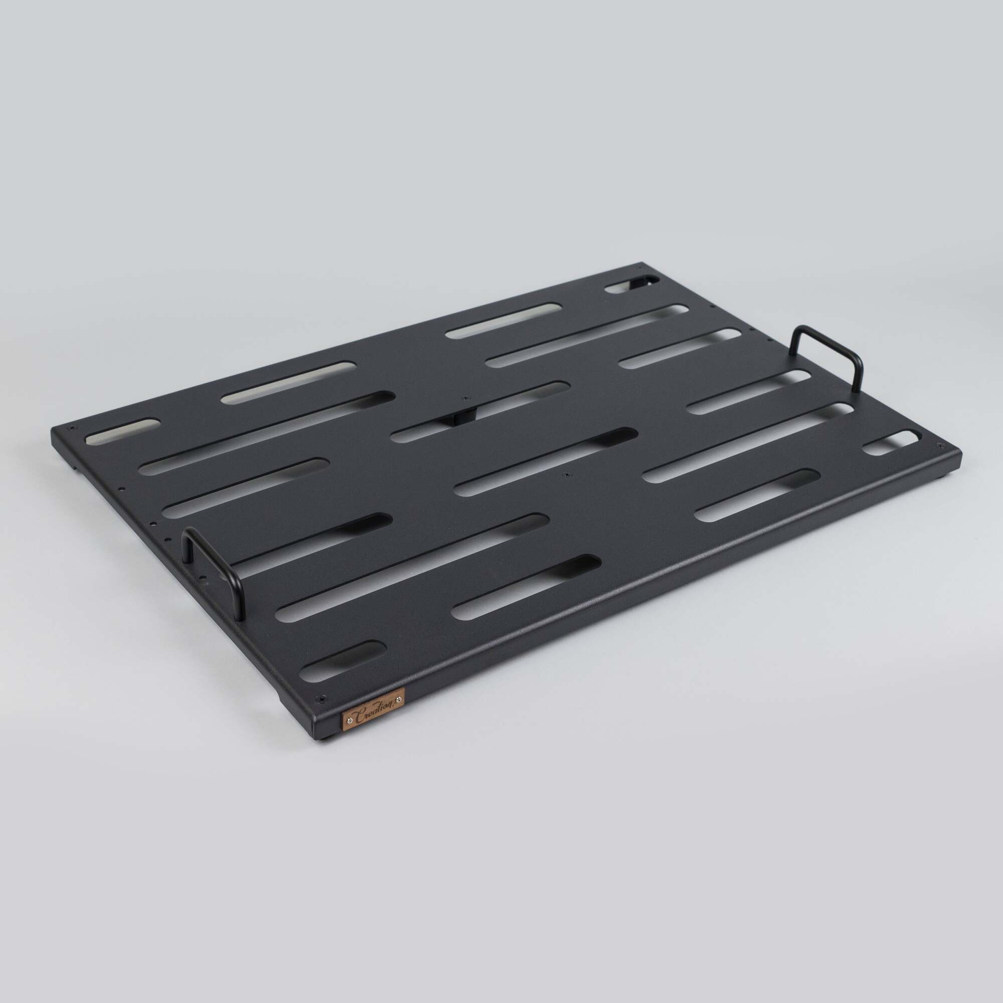 Creation Music Company Aero Series 24x16 Pedalboard Matte Black with Soft Case