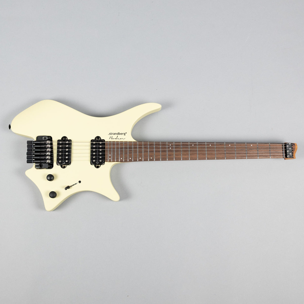 .strandberg* Boden Essential 6 Tremolo Dune