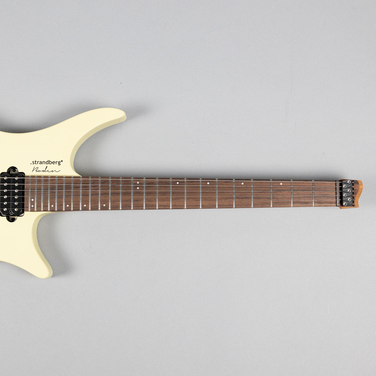 .strandberg* Boden Essential 6 Tremolo Dune
