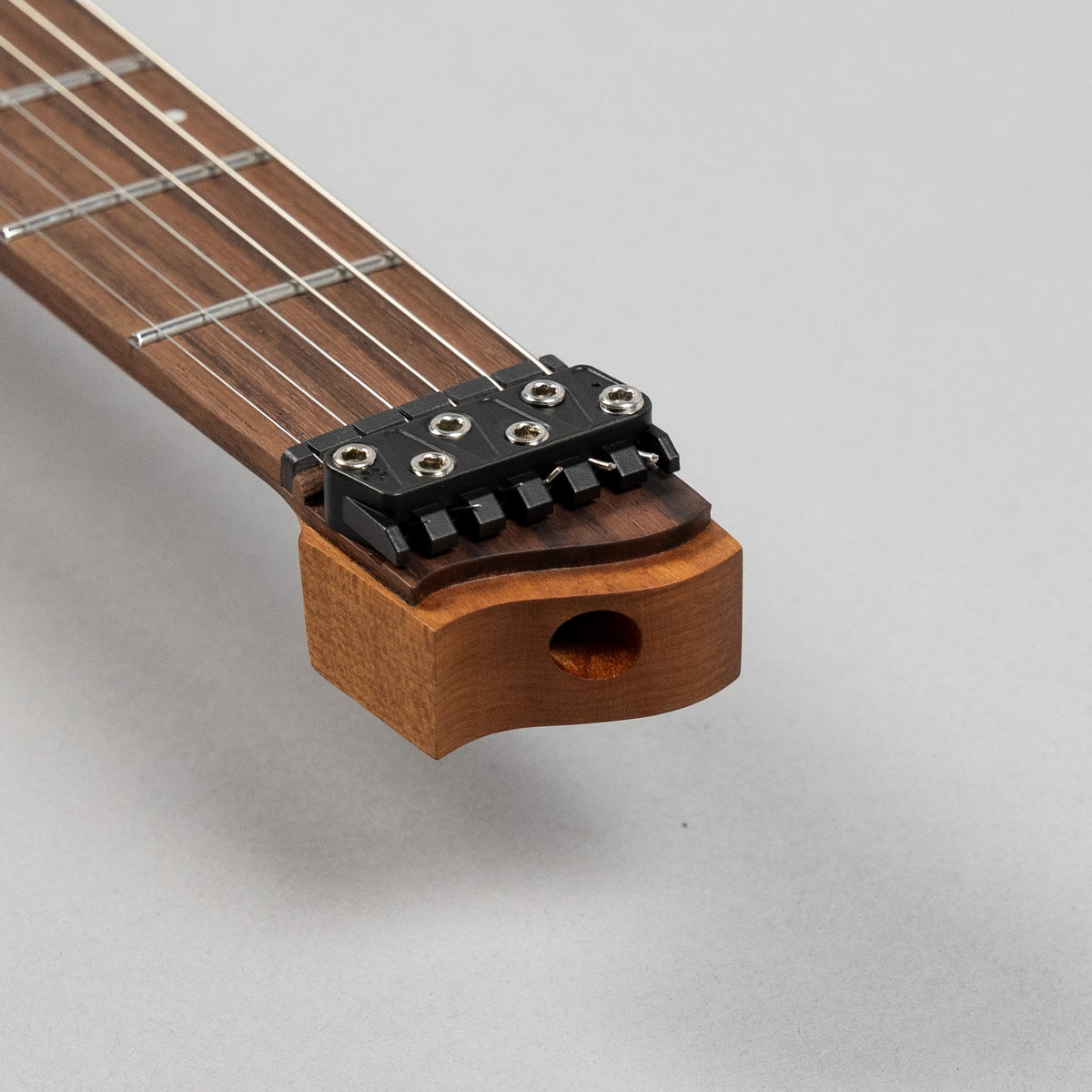 .strandberg* Boden Essential 6 Tremolo Dune