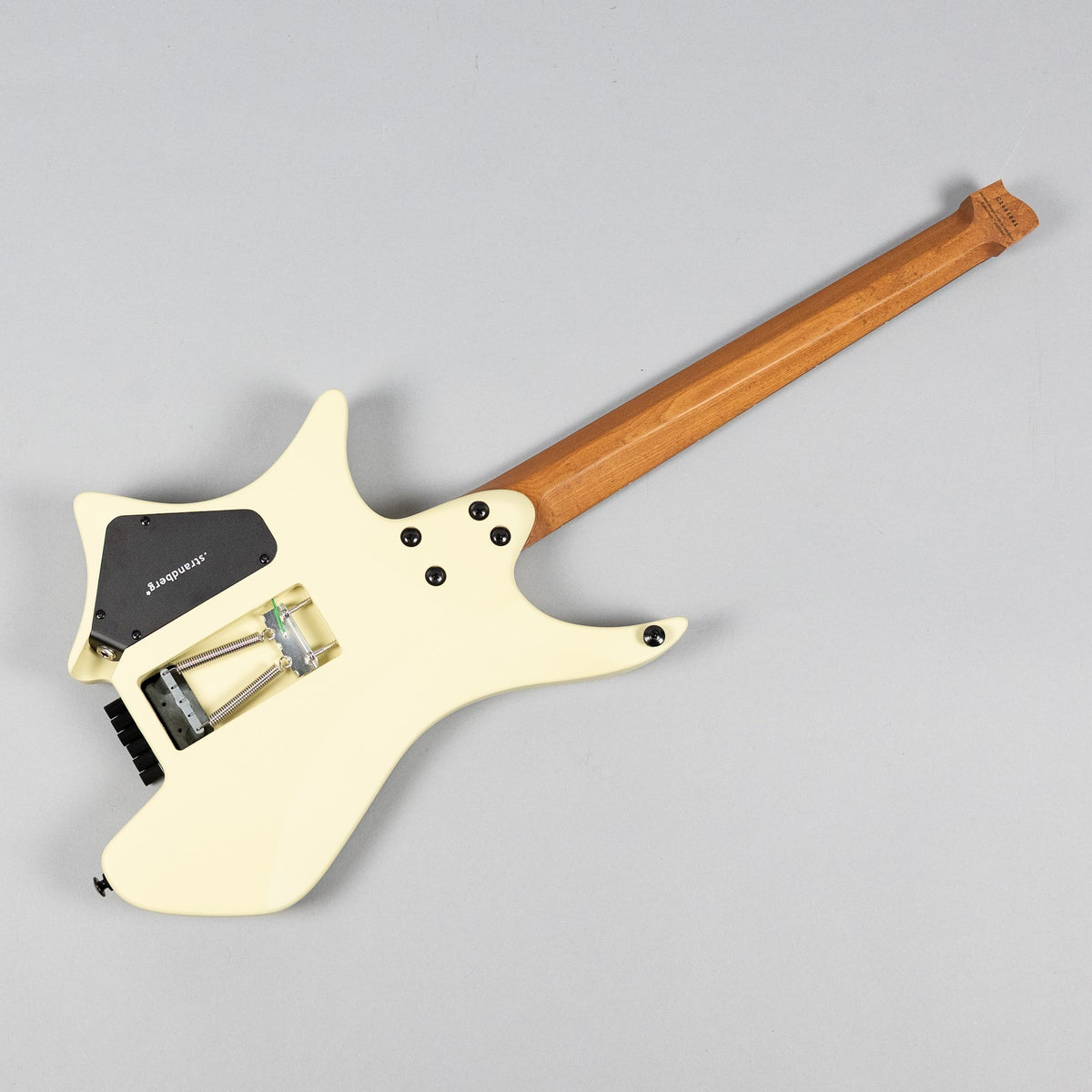 .strandberg* Boden Essential 6 Tremolo Dune