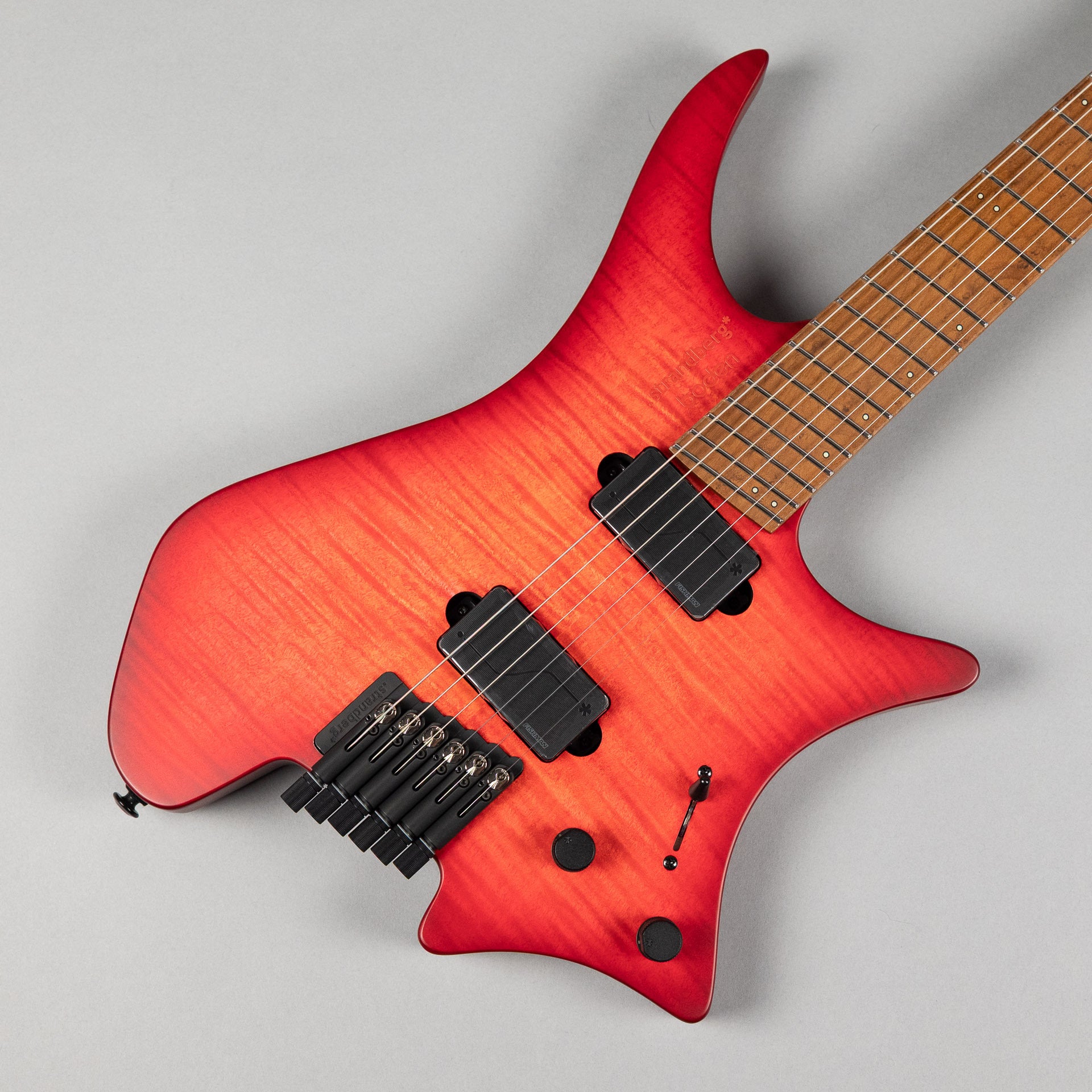 strandberg* Boden Original N2.6 Sunset Coral Burst Satin – Carlton