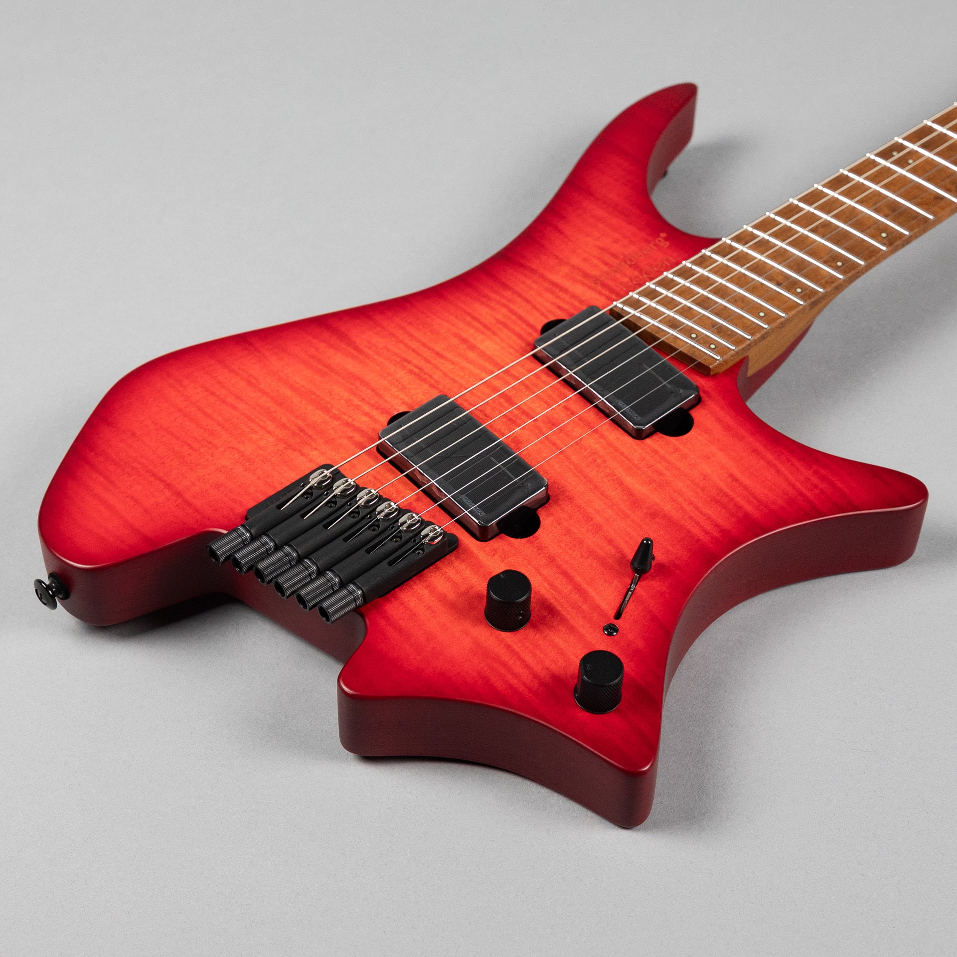 strandberg* Boden Original N2.6 Sunset Coral Burst Satin – Carlton