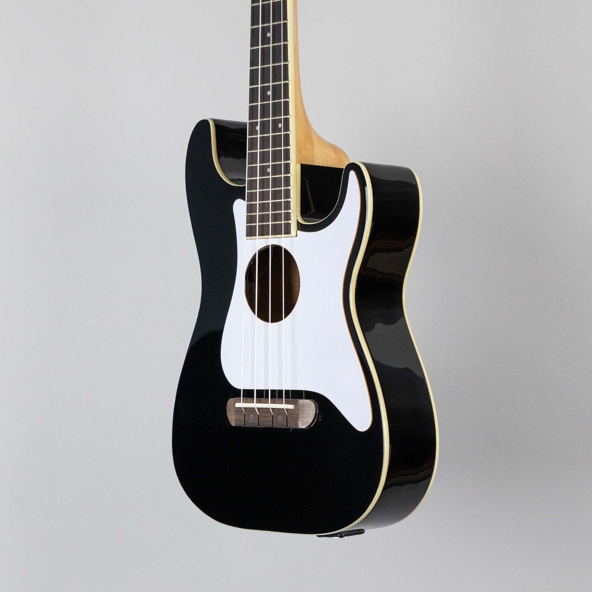 Fender Fullerton Strat Ukulele in Black