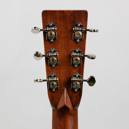 Martin OM-28 Acoustic Guitar (2695163)