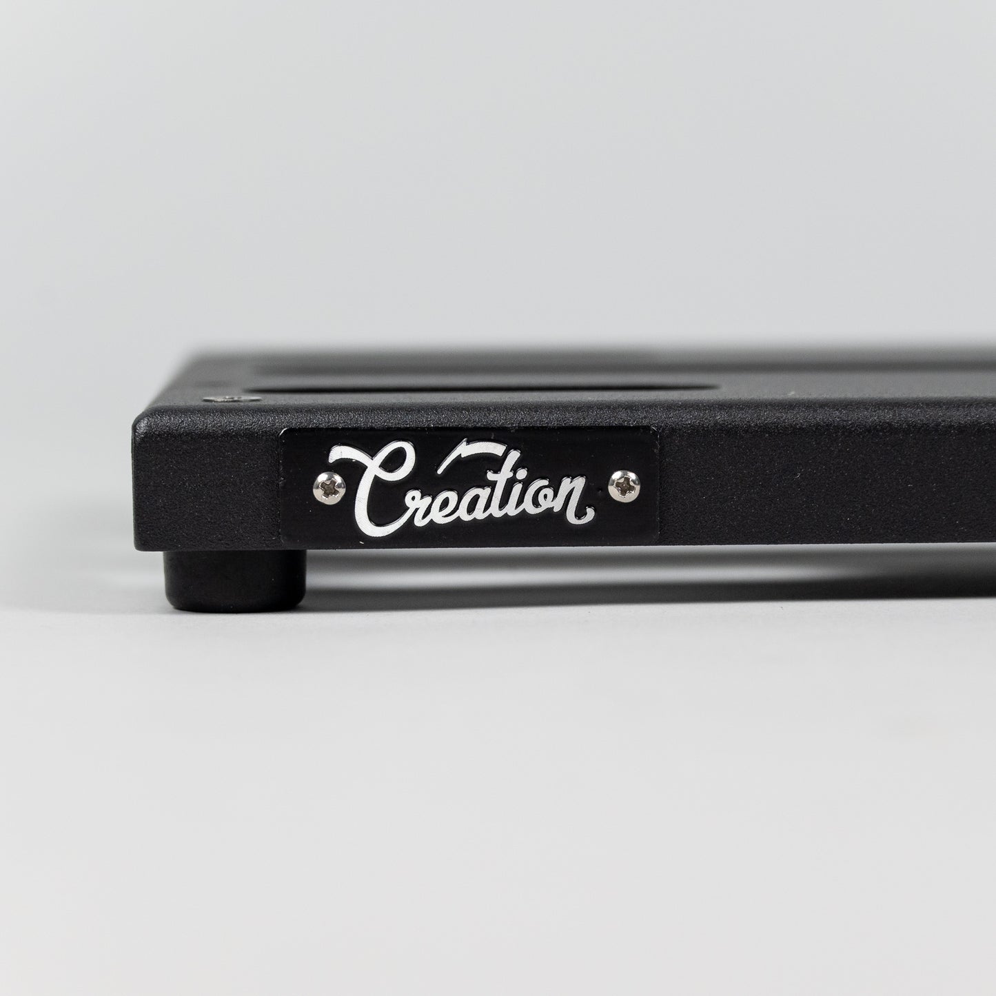 Creation Music Company Aero Series Pedalboard 18x7
