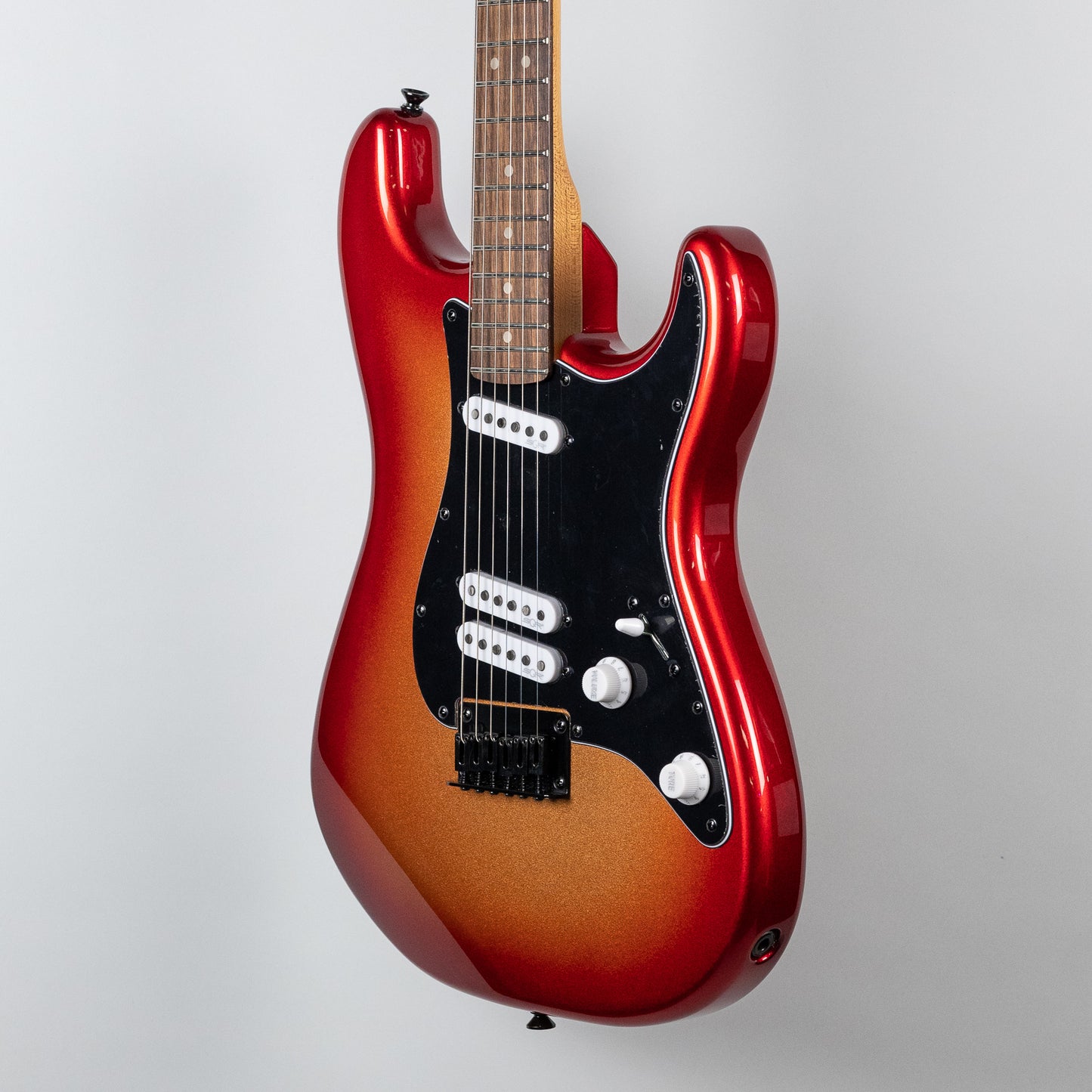 Squier Contemporary Stratocaster Special HT in Sunset Metallic