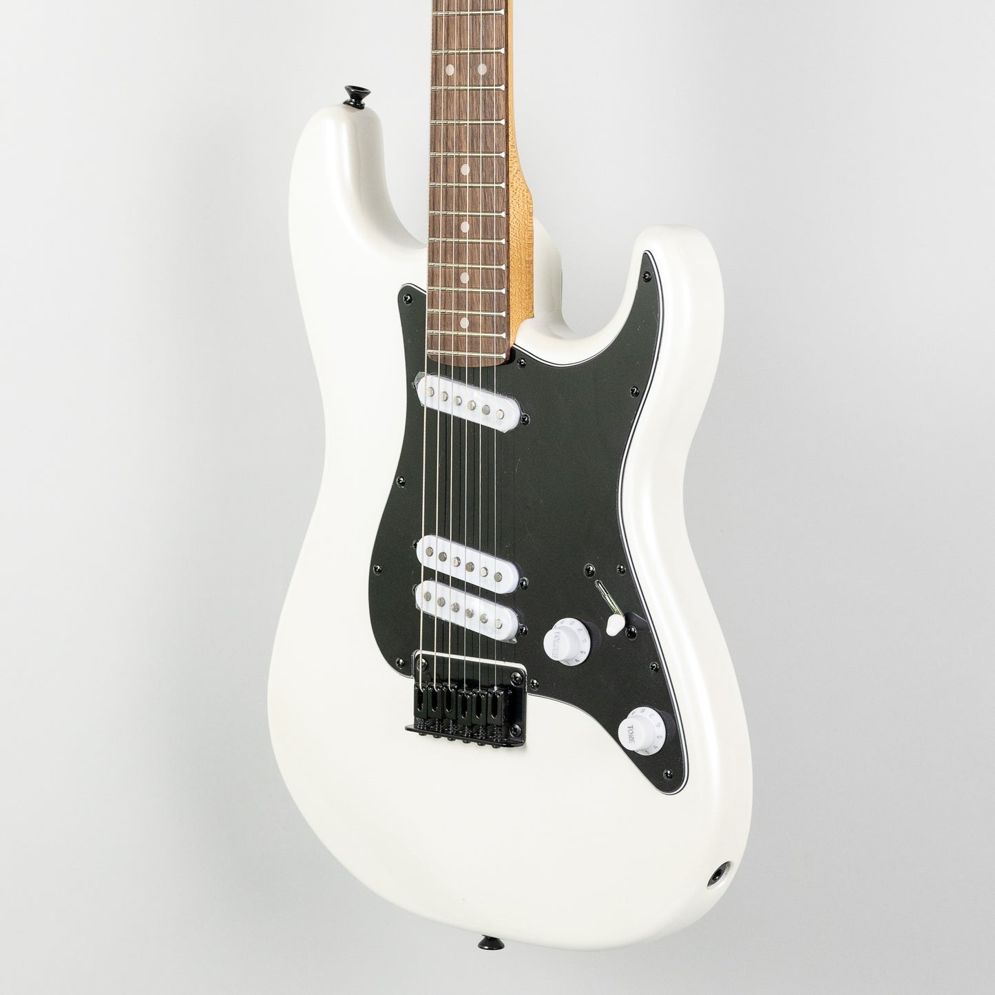 Squier Contemporary Stratocaster Special HT in Pearl White