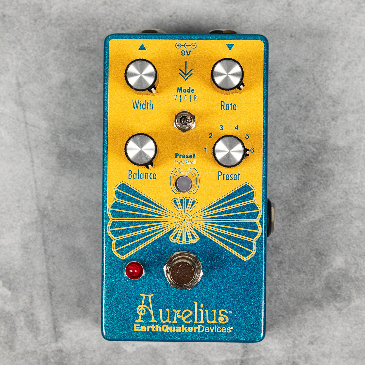 EarthQuaker Devices Aurelius Tri-Voice Chorus – Carlton Music Center