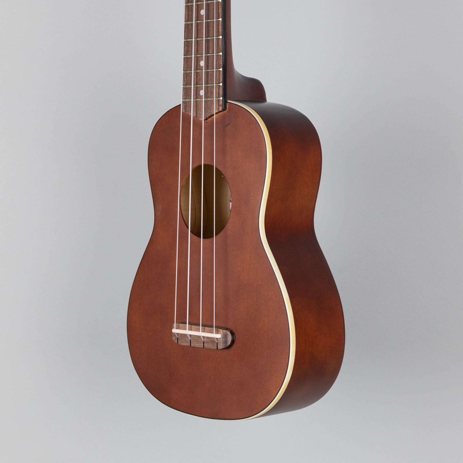 卸し売り購入 Fender ウクレレ Venice Soprano Uke ギター