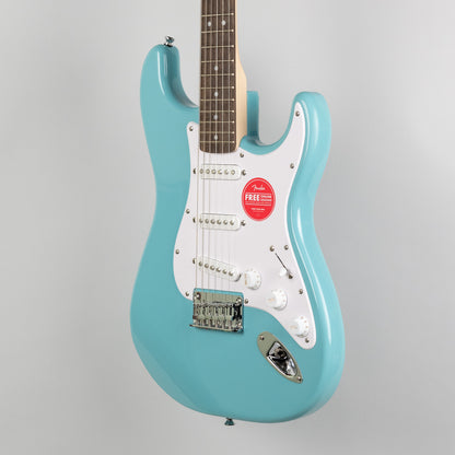 Squier Bullet Stratocaster HT in Tropical Turquoise