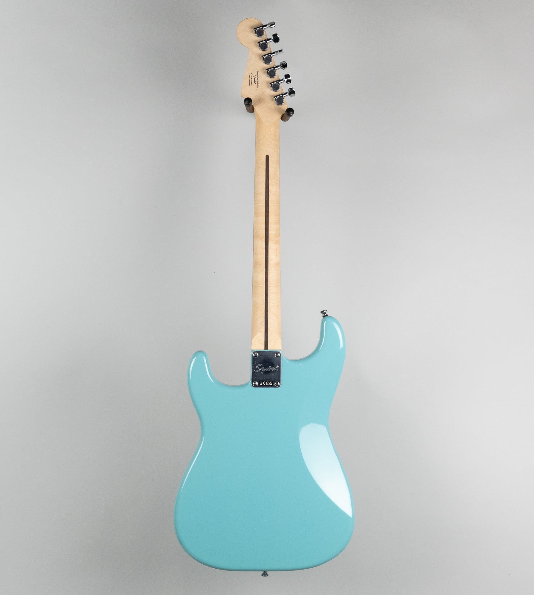 Squier Bullet Stratocaster HT in Tropical Turquoise Squier Bullet Stratocaster HT in Tropical Turquoise