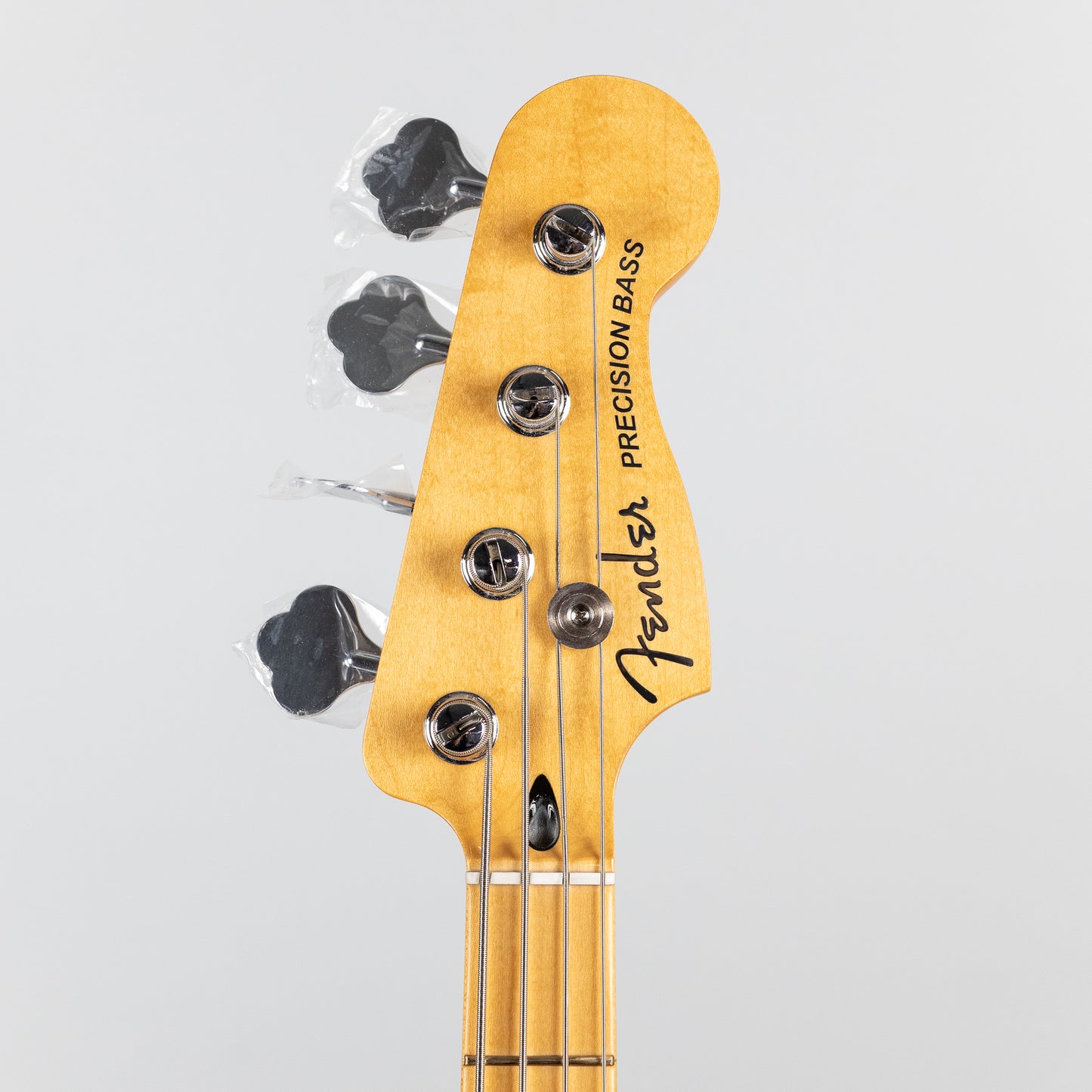 Fender Player Plus Precision Bass in Silver Smoke (MX21253323)