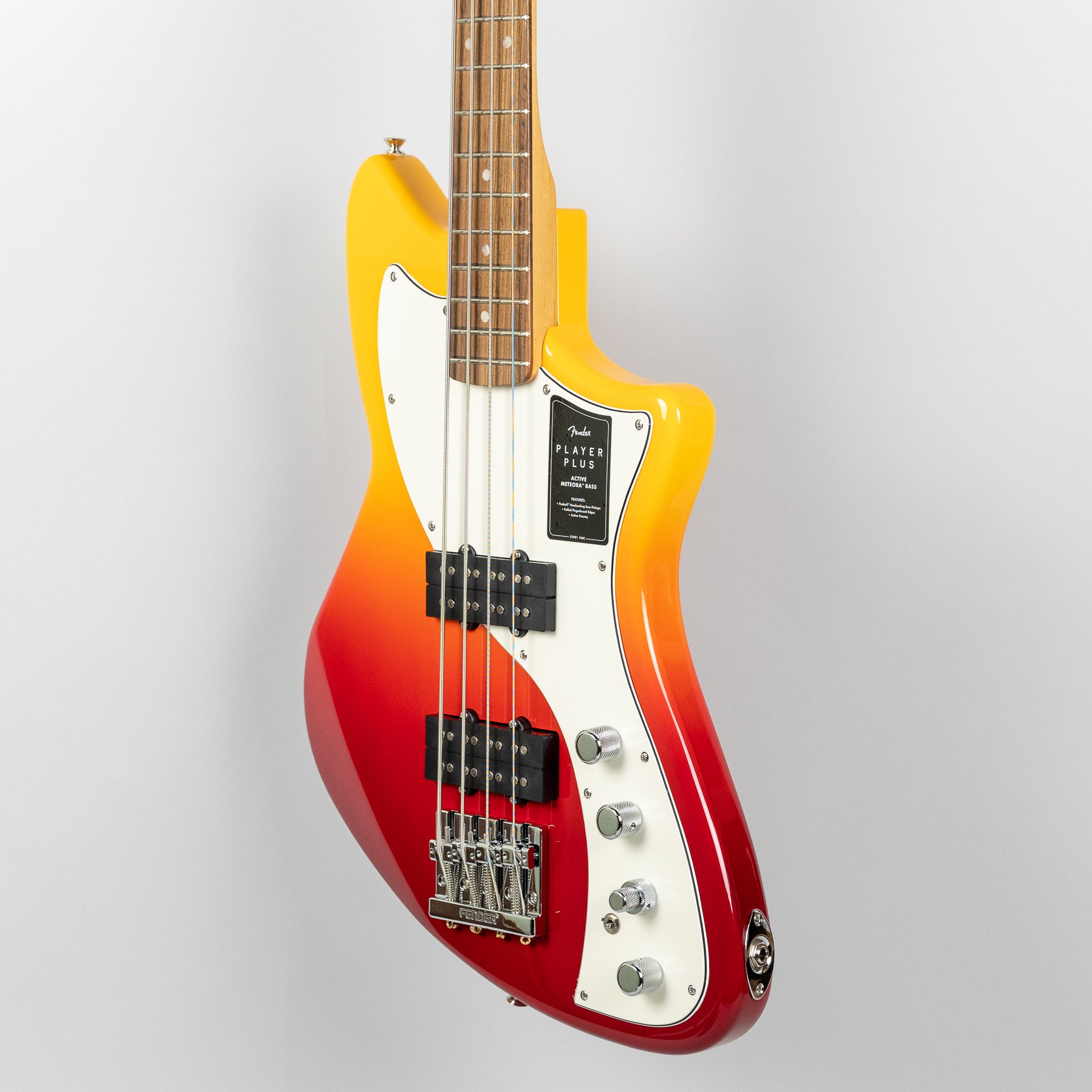 Fender Player Plus Active Meteora Bass in Tequila Sunrise (MX22013029)