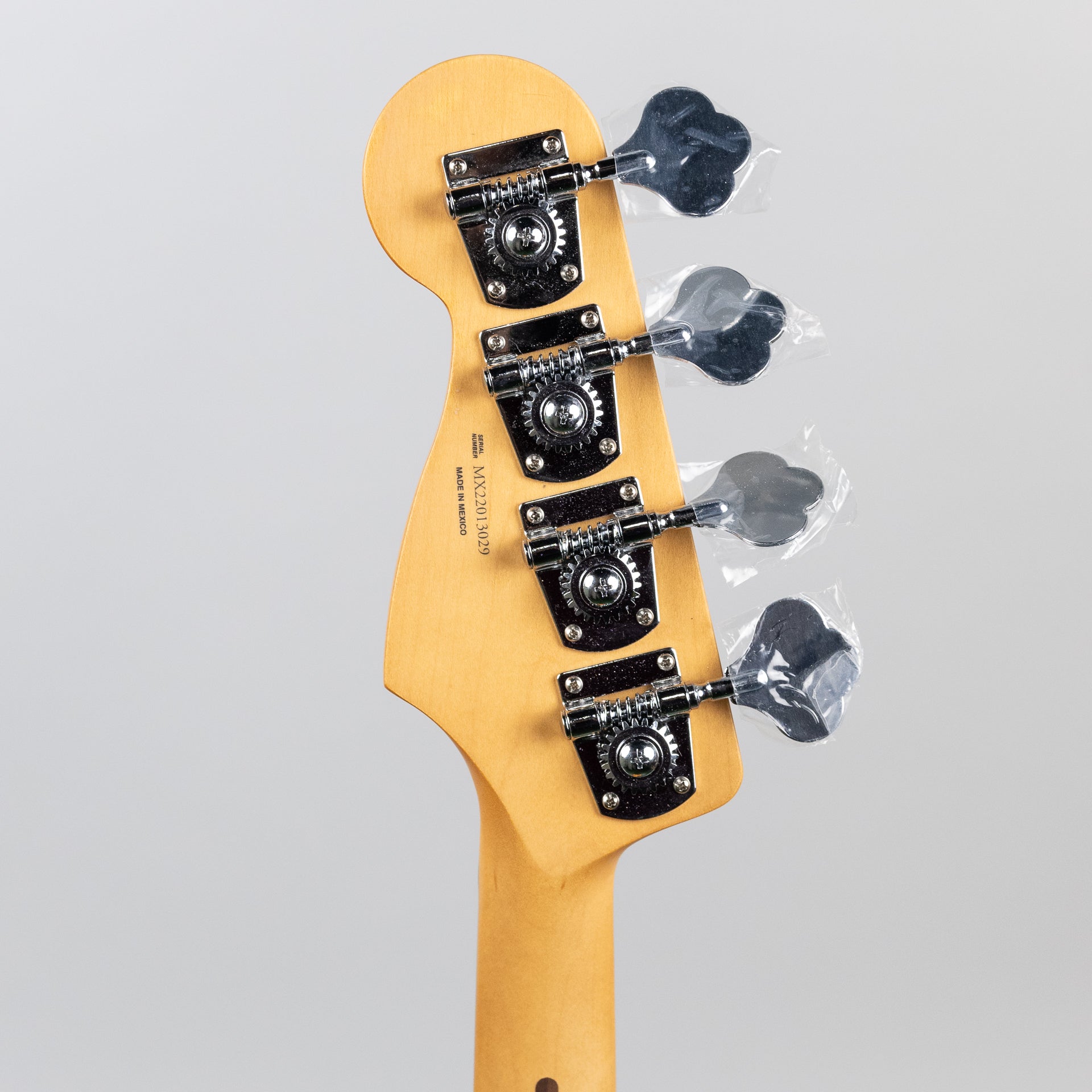 Fender Player Plus Active Meteora Bass in Tequila Sunrise (MX22013029)