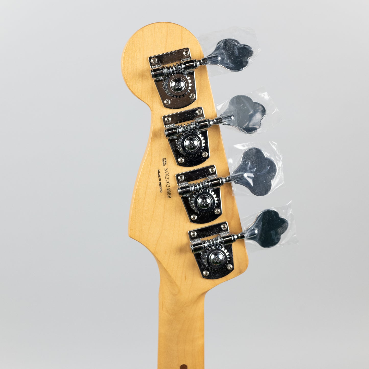 Fender Player Plus Active Meteora Bass in 3-Color Sunburst (Factory B-Stock MX22024888)