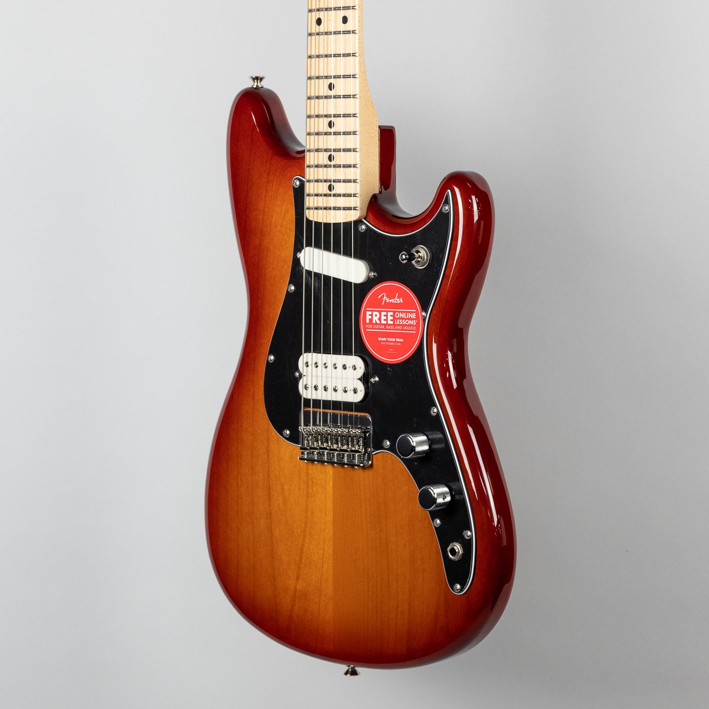 Fender Duo-Sonic HS in Sienna Sunburst (MX22060465)