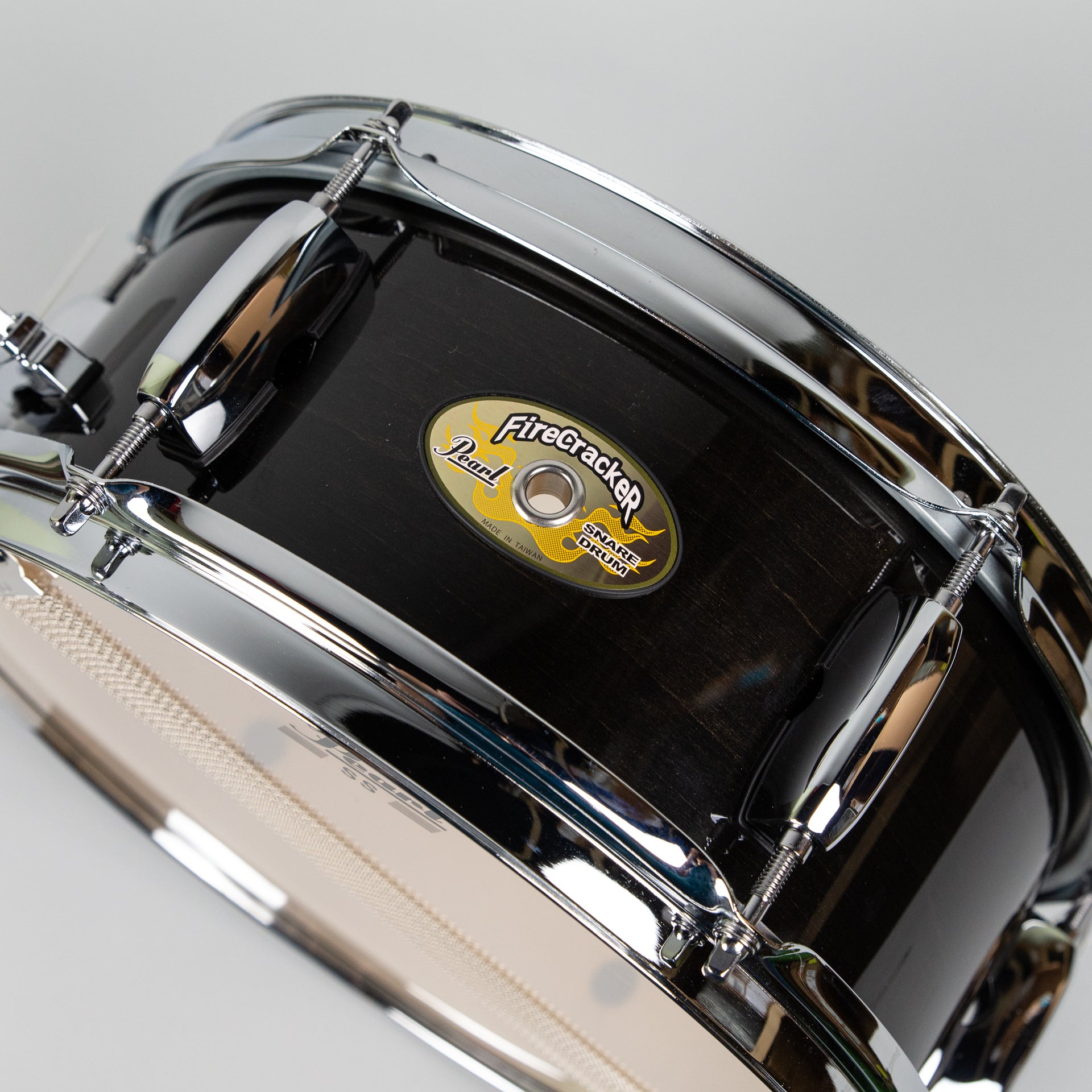 Pearl FTSS1435. Pearl Free Floating 14 x 3.5 Stainless Steel Snare