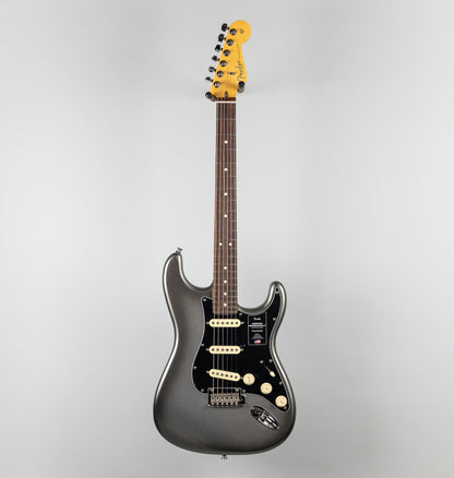 Fender American Professional II Stratocaster in Mercury (US210048452)