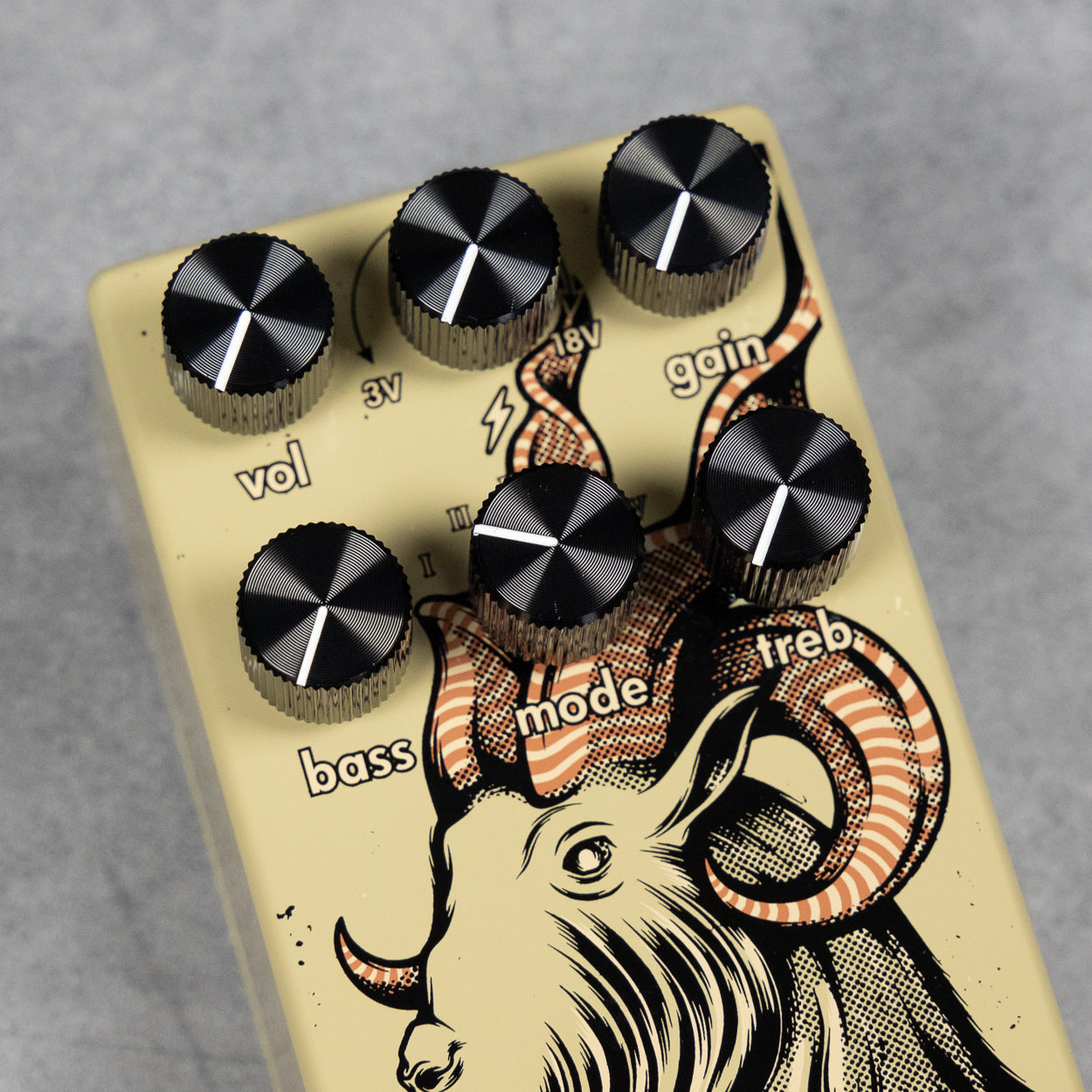 Walrus Audio Eons Five-State Fuzz – Carlton Music Center