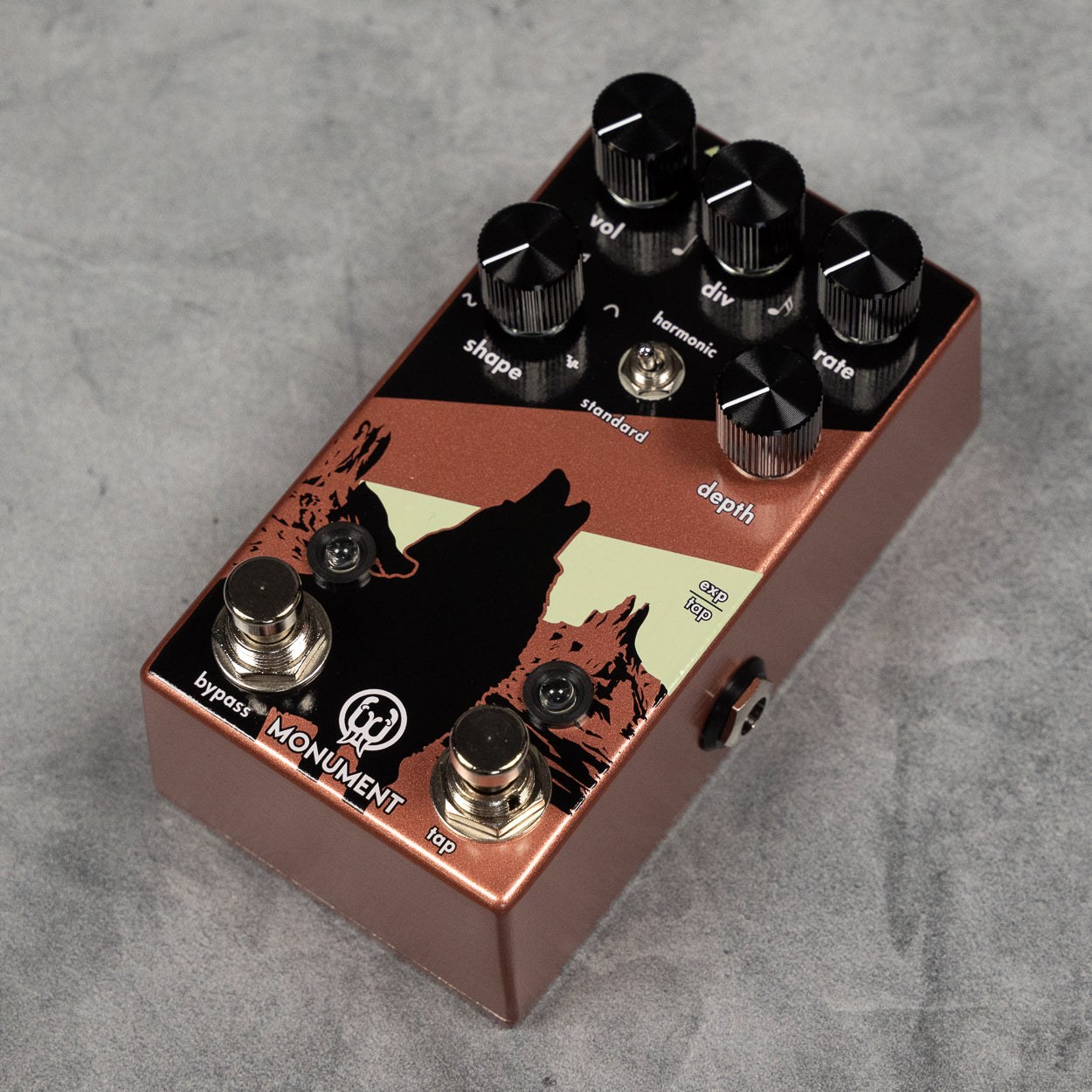 Walrus Audio Monument Harmonic Tap Tremolo V2