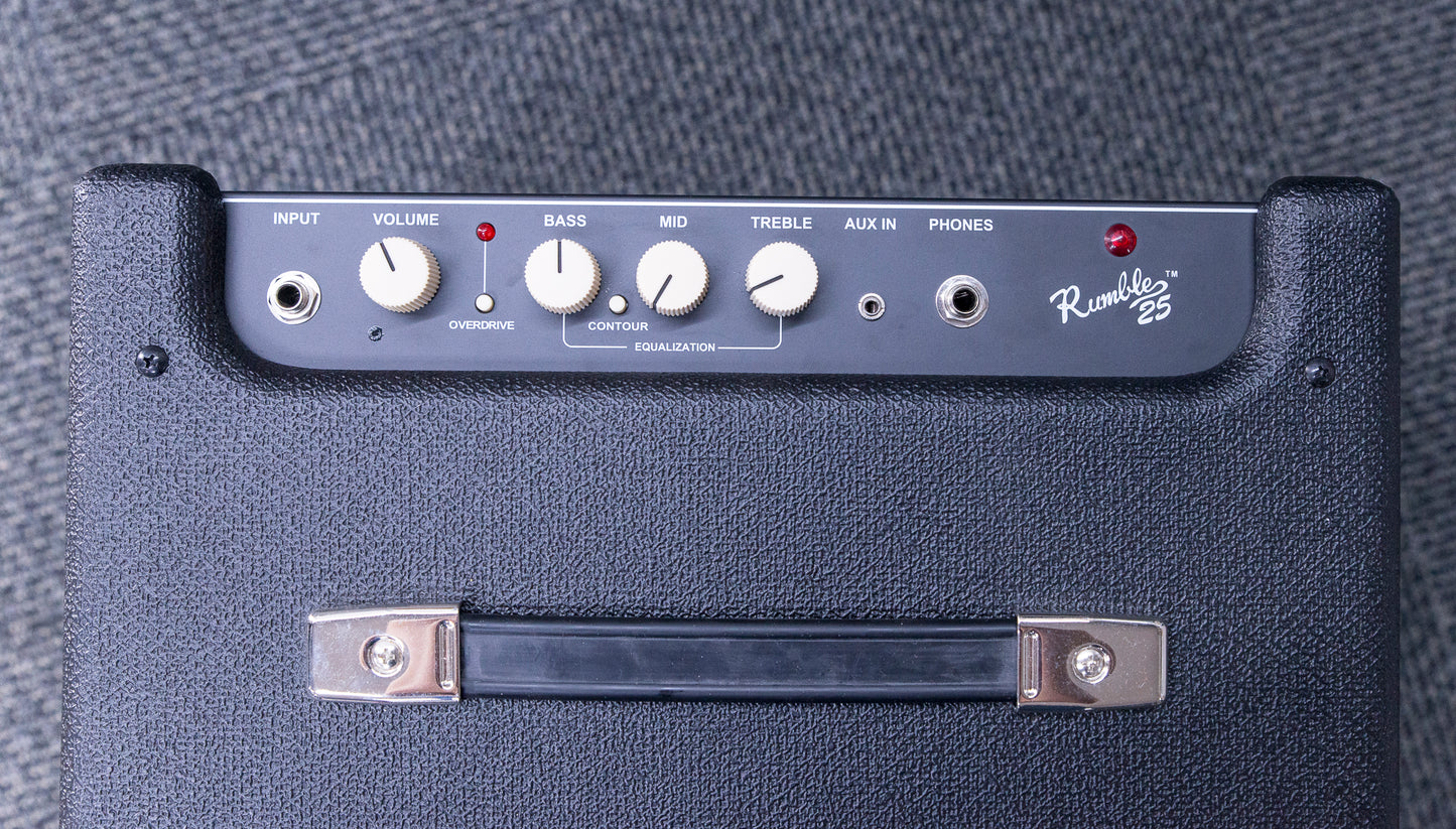 Fender Rumble 25 (V3), 120V, Bass Amp Black/Silver