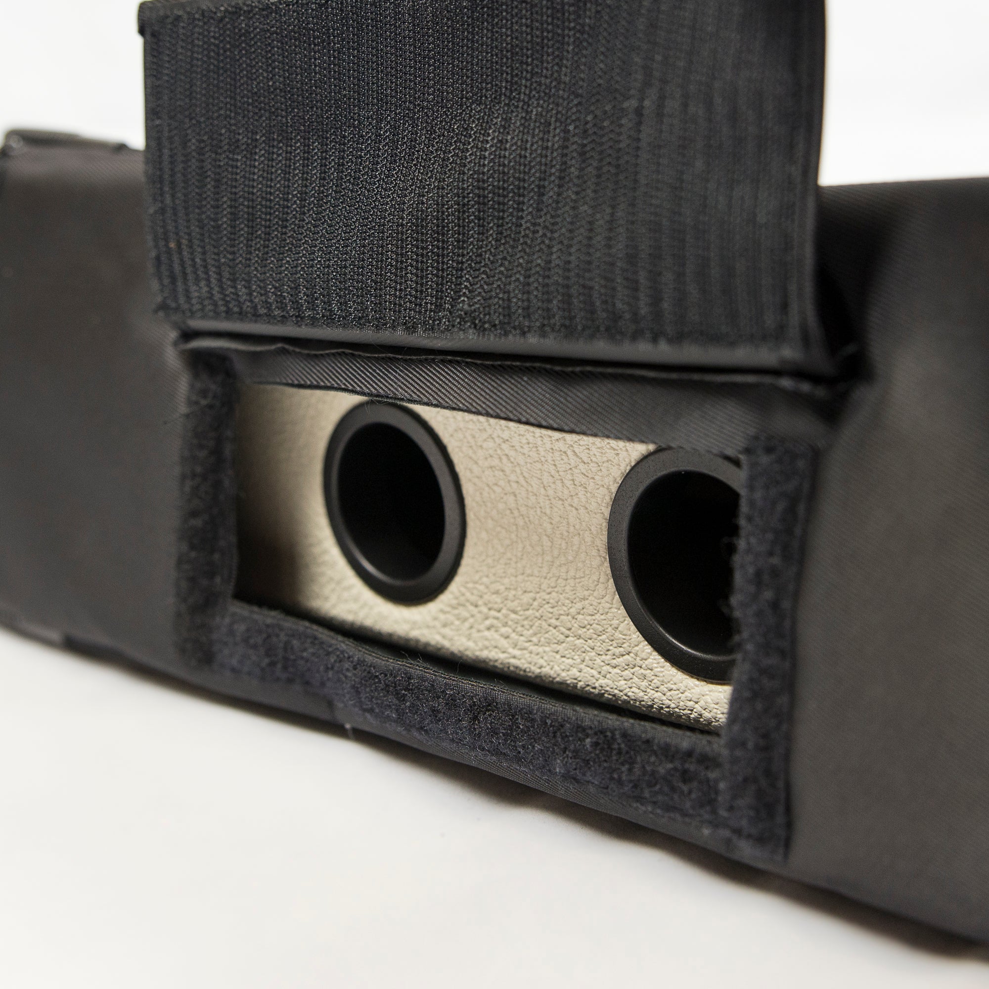 Blackbird Feather Board Custom Ivory/Seafoam Tolex with Gig Bag