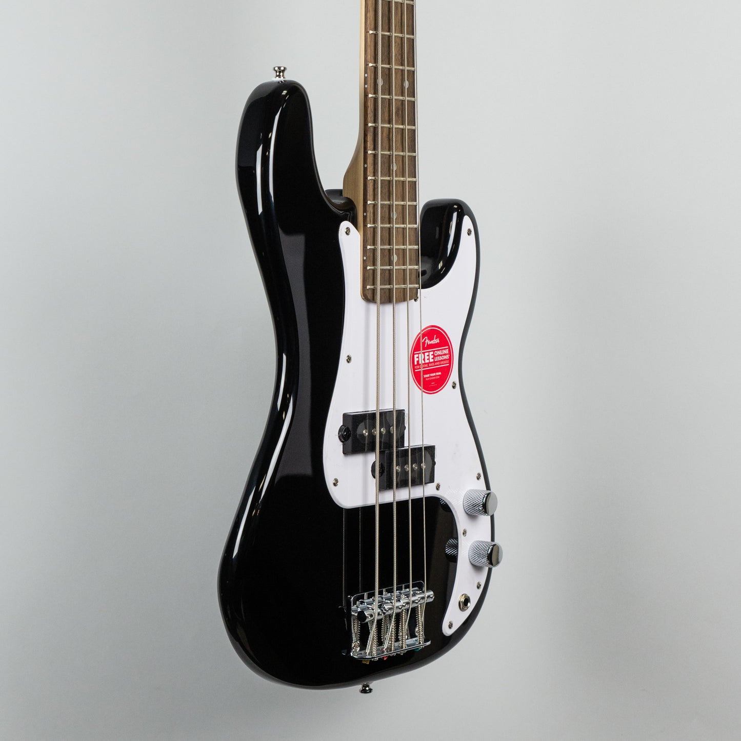Squier Mini Precision Bass in Black