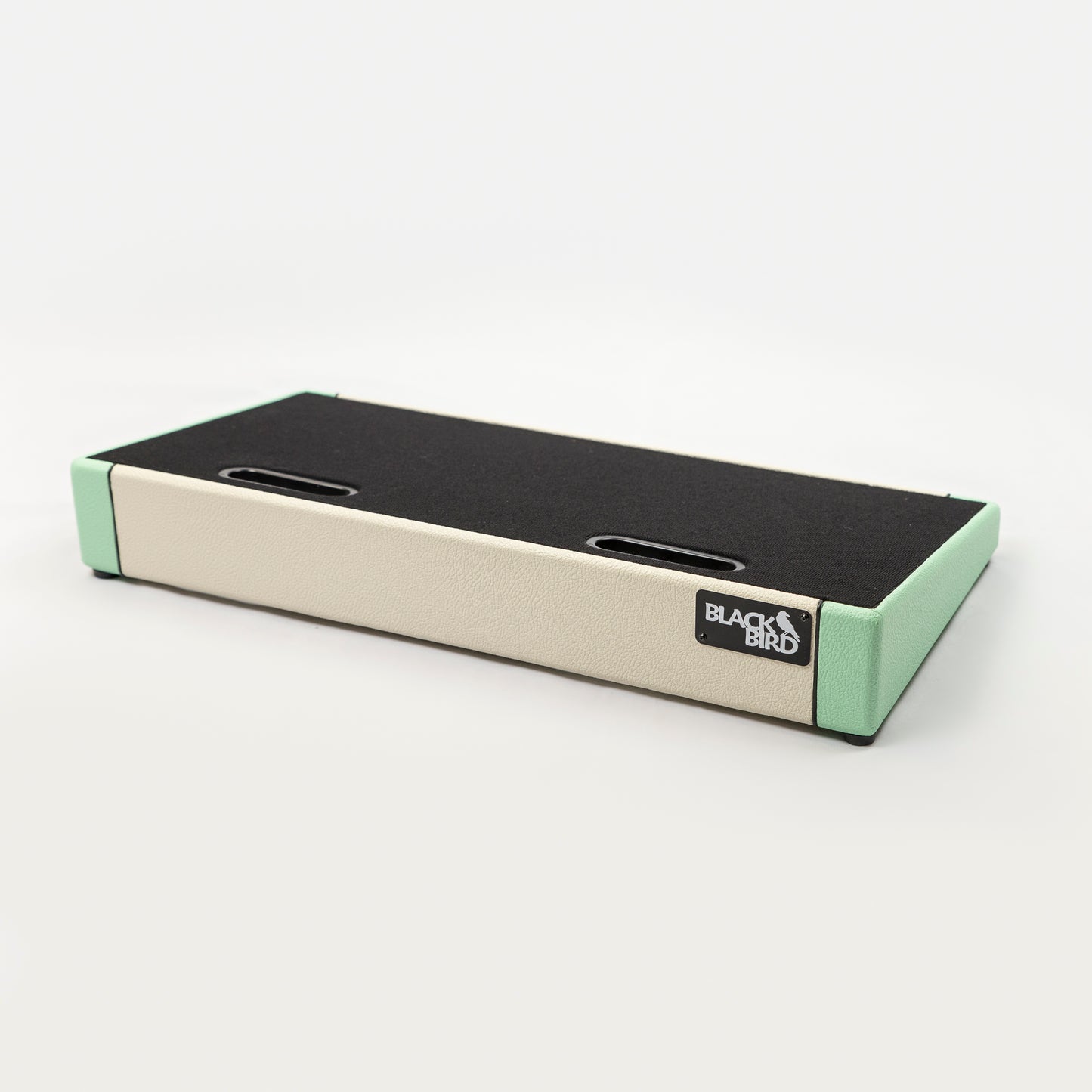 Blackbird 12 x 24 Custom Ivory/Seafoam Tolex Pedalboard with Gig Bag