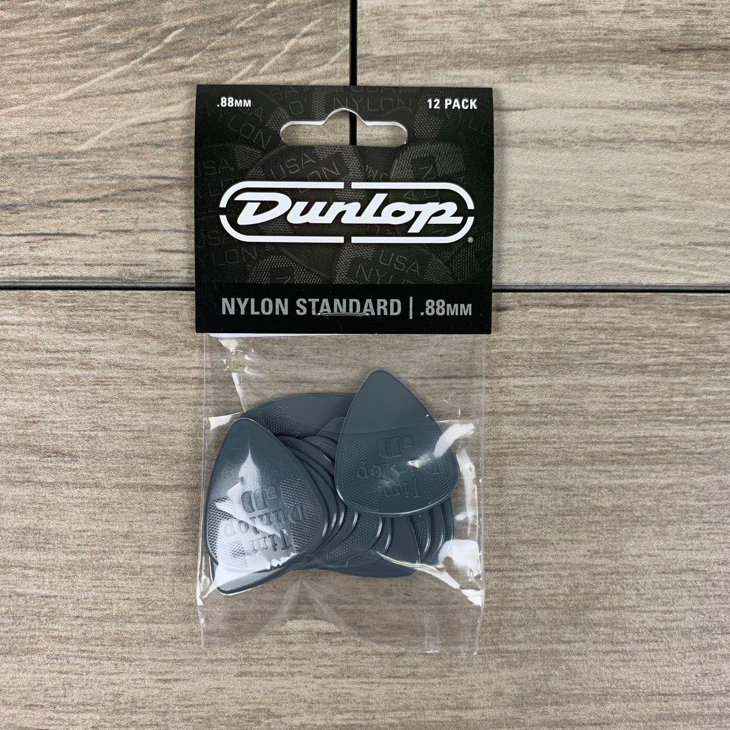 Dunlop Nylon Standard Picks, 12-Pack, 0.88mm