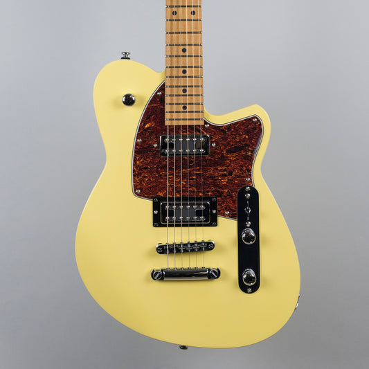 Reverend Flatroc in Powder Yellow